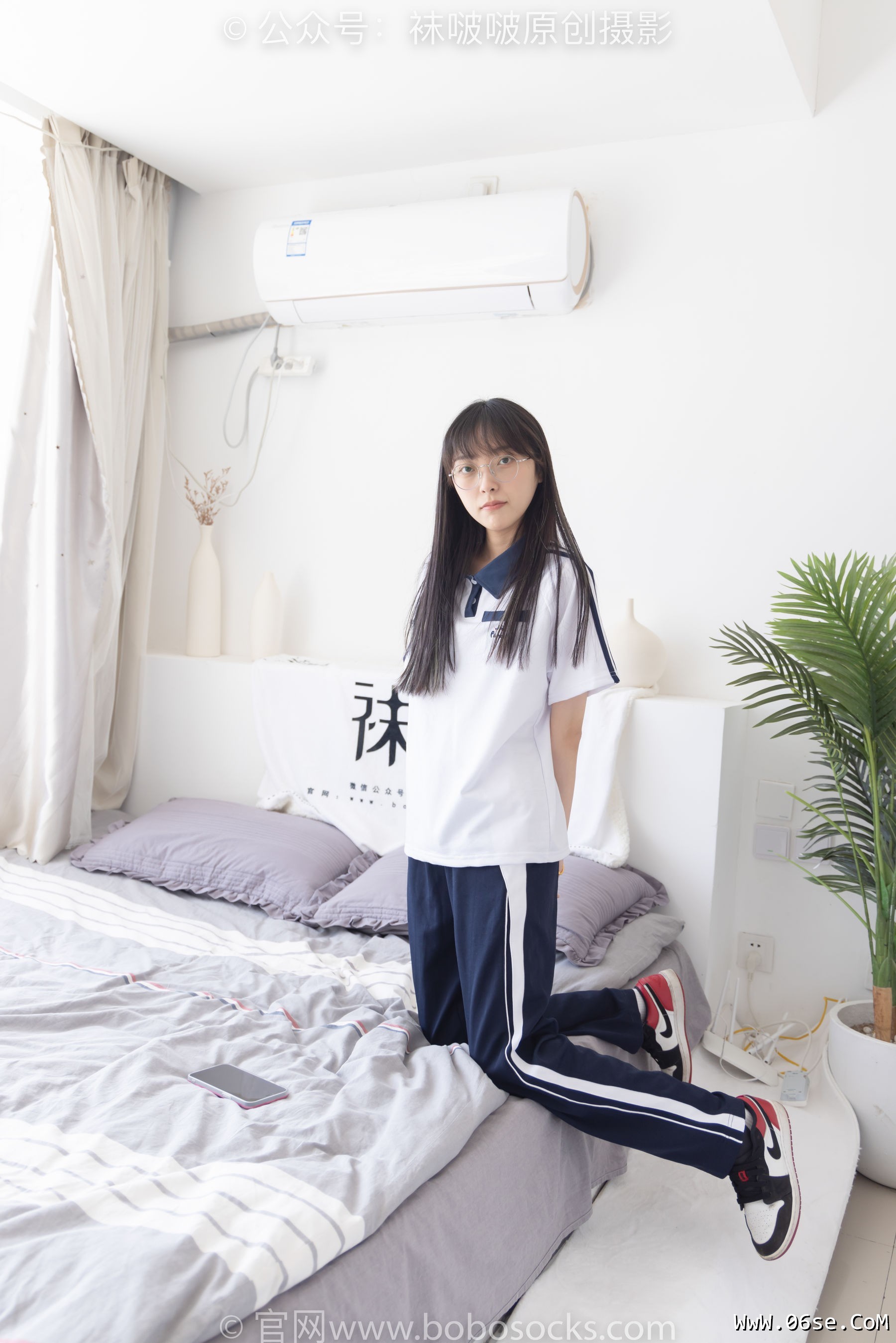 图片[51]-BoBoSocks袜啵啵 No.207 稚予 -aj板鞋、白棉袜、油亮白丝、校服裤里丝[140P]-六色网