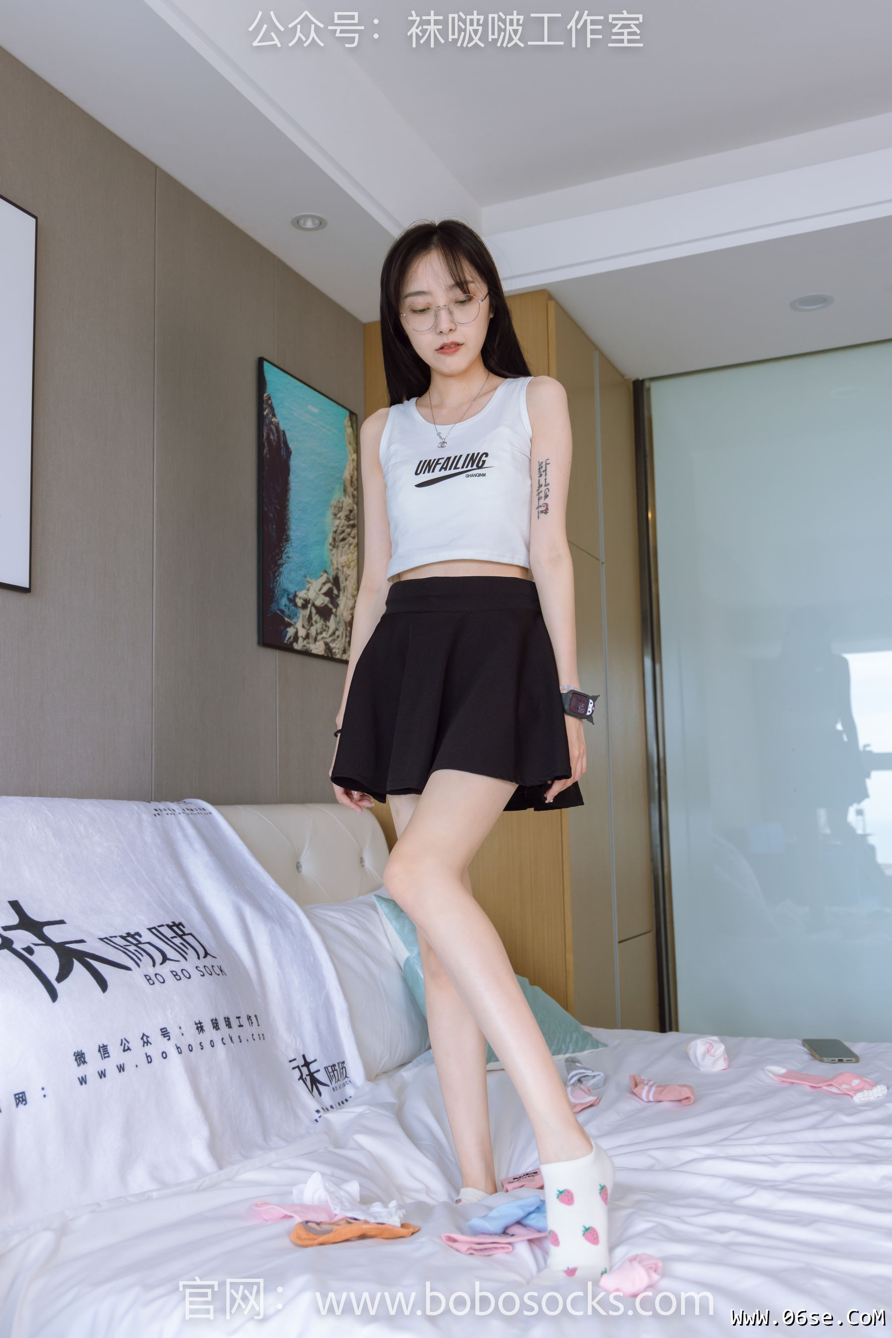 图片[126]-BoBoSocks袜啵啵 No.127 稚予-麦昆板鞋、两双自然穿旧棉袜、裸足[139P]-六色网
