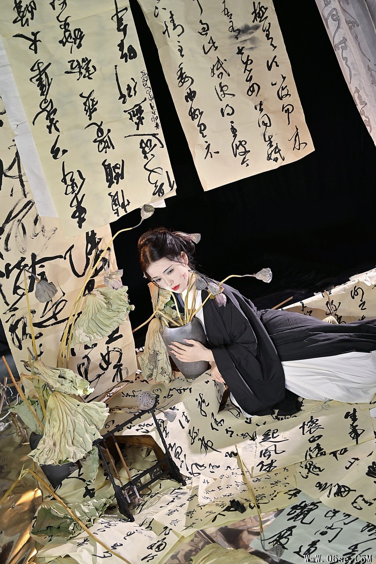图片[27]-YiTuYu艺图语 Vol.5086 Yi Yi Bu Xiang Zhang Pang Pang[31P]-六色网