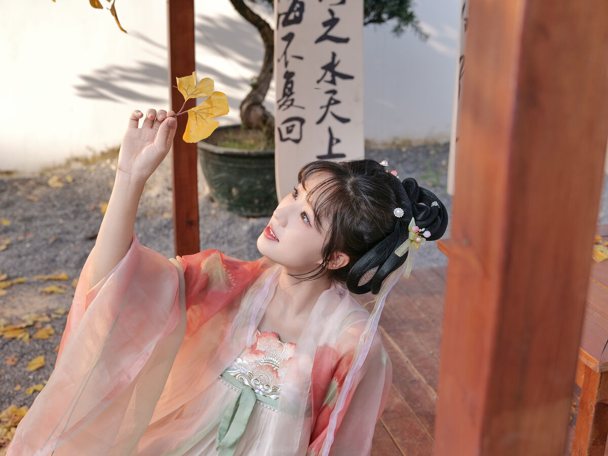 图片[18]-YiTuYu艺图语 Vol.6931 Tai Yang Du Du[24P]-六色网