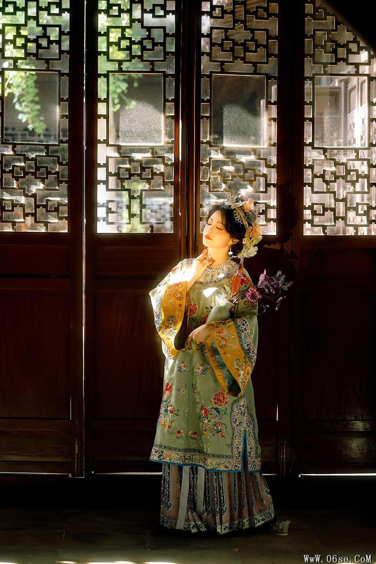 图片[19]-YiTuYu艺图语 Vol.7346 Yue Yue Er Yu Shi[21P]-六色网