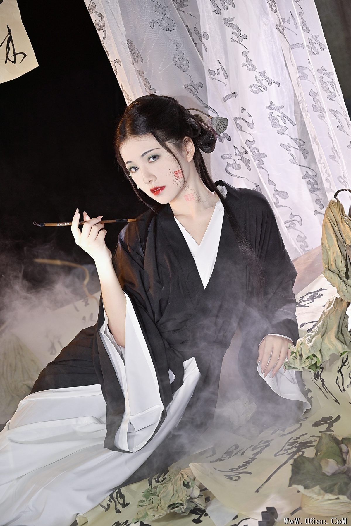 图片[4]-YiTuYu艺图语 Vol.5086 Yi Yi Bu Xiang Zhang Pang Pang[31P]-六色网