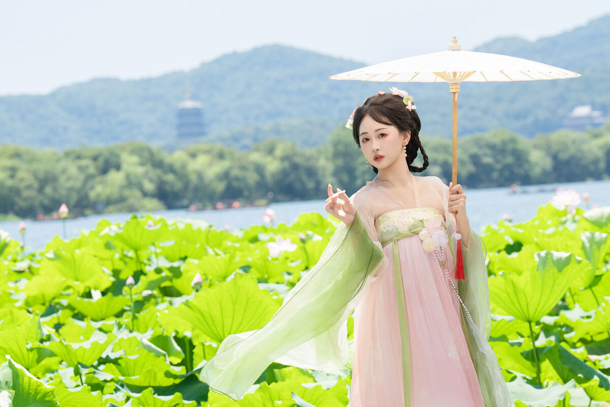 图片[20]-YiTuYu艺图语 Vol.7550 Jiao Yi Zhi Sui Sui[26P]-六色网