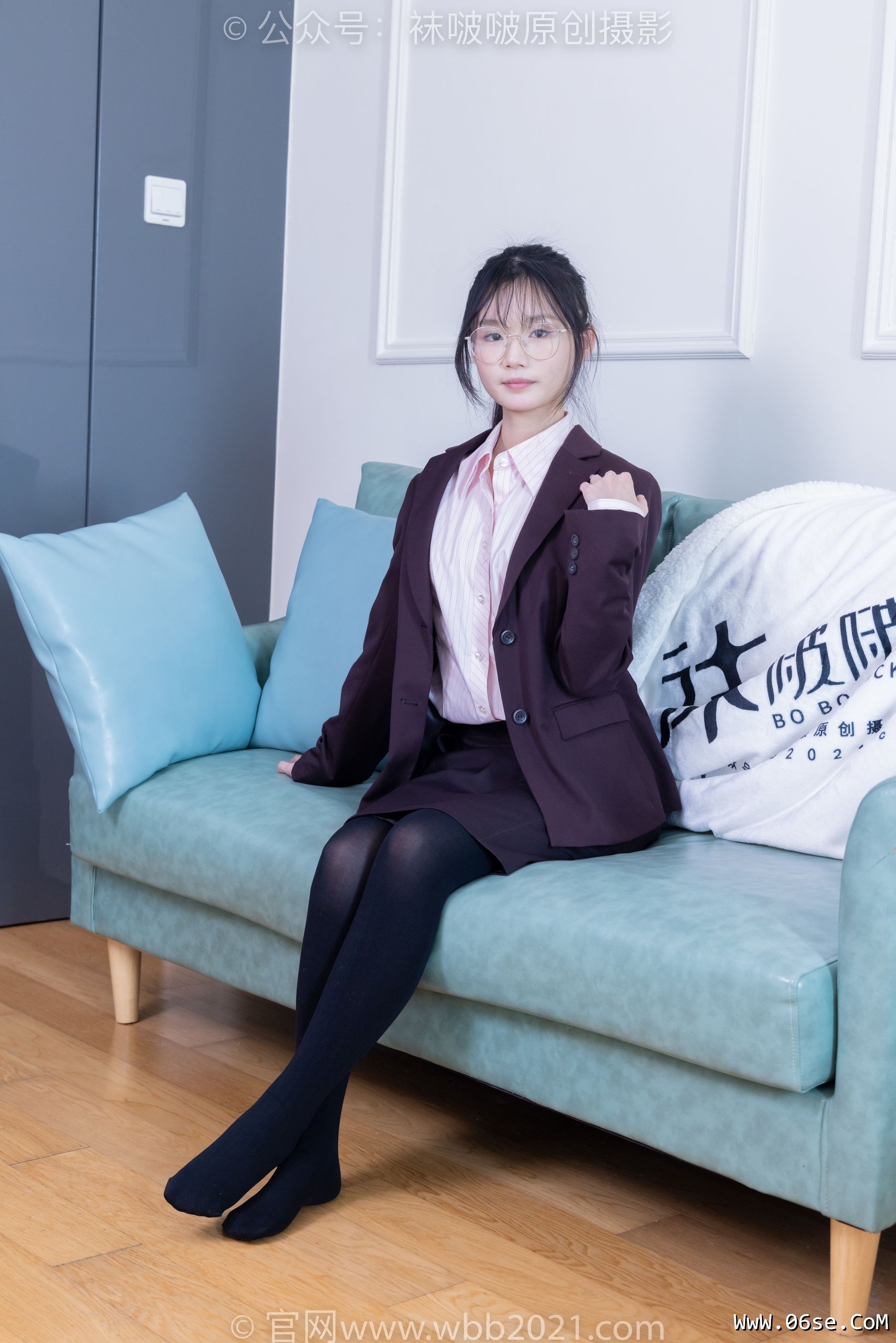 图片[129]-BoBoSocks袜啵啵 No.362 甜甜圈 -两双皮鞋、厚肉丝、厚黑丝、ol制服[230P]-六色网