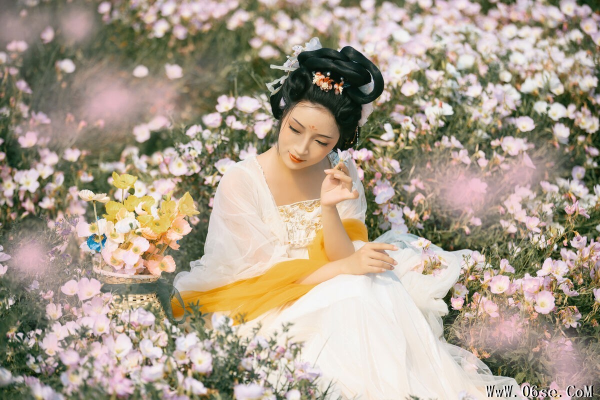 图片[26]-YiTuYu艺图语 Vol.6911 Jun Yin Lan[33P]-六色网
