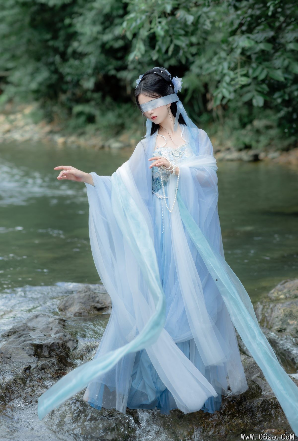 图片[16]-YiTuYu艺图语 Vol.3160 Bllc[22P]-六色网