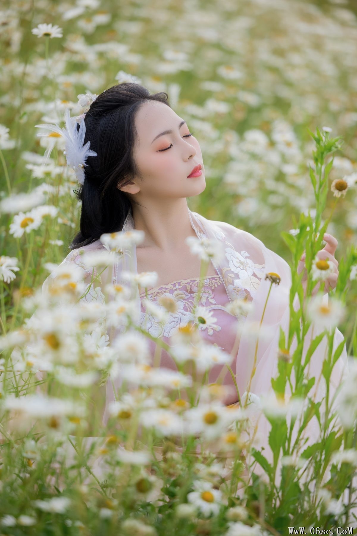 图片[4]-YiTuYu艺图语 Vol.4383 Qian Mo Hong Chen[24P]-六色网