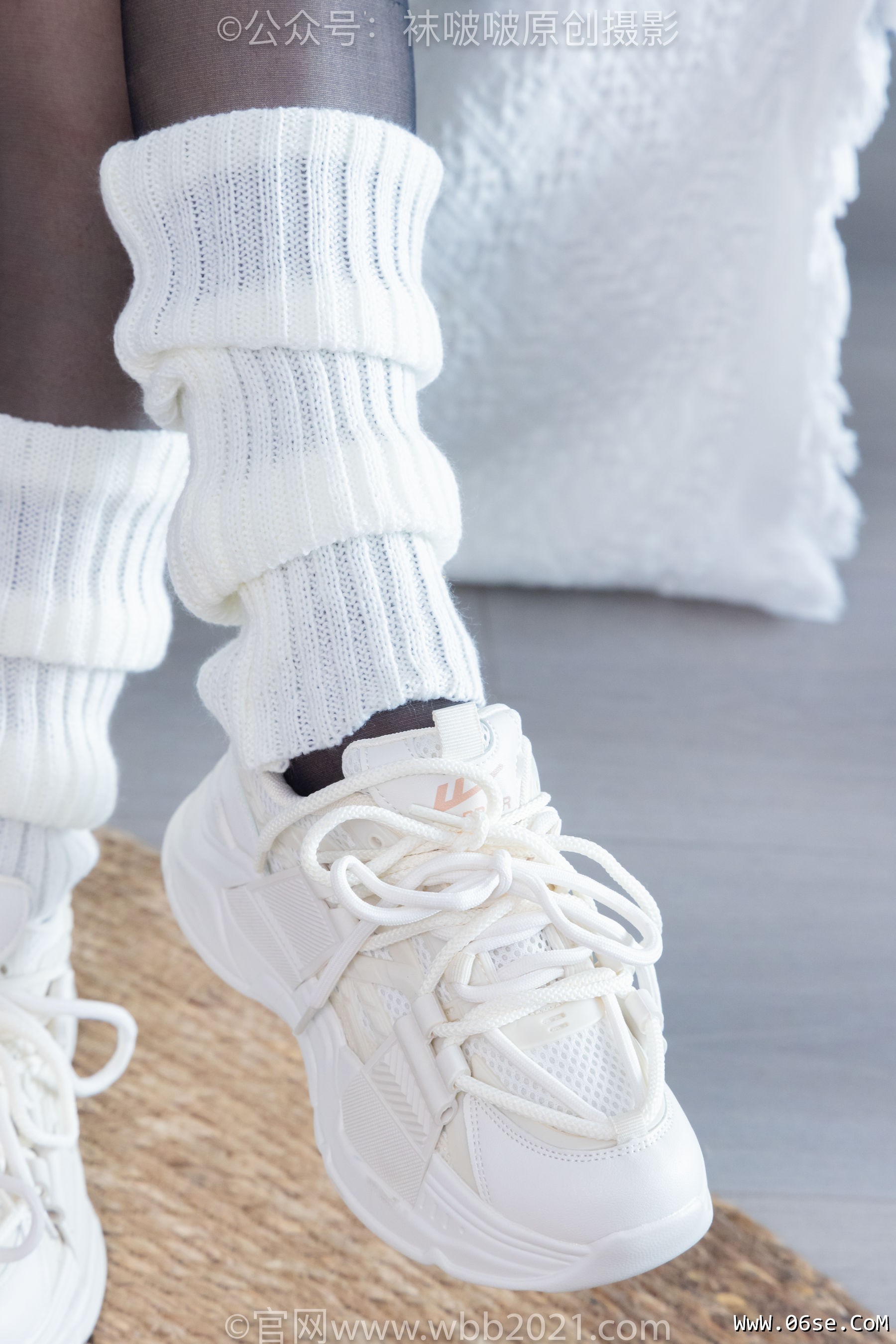 图片[72]-BoBoSocks袜啵啵 No.335 甜甜圈 -校服、运动鞋、薄黑丝、袜套[154P]-六色网