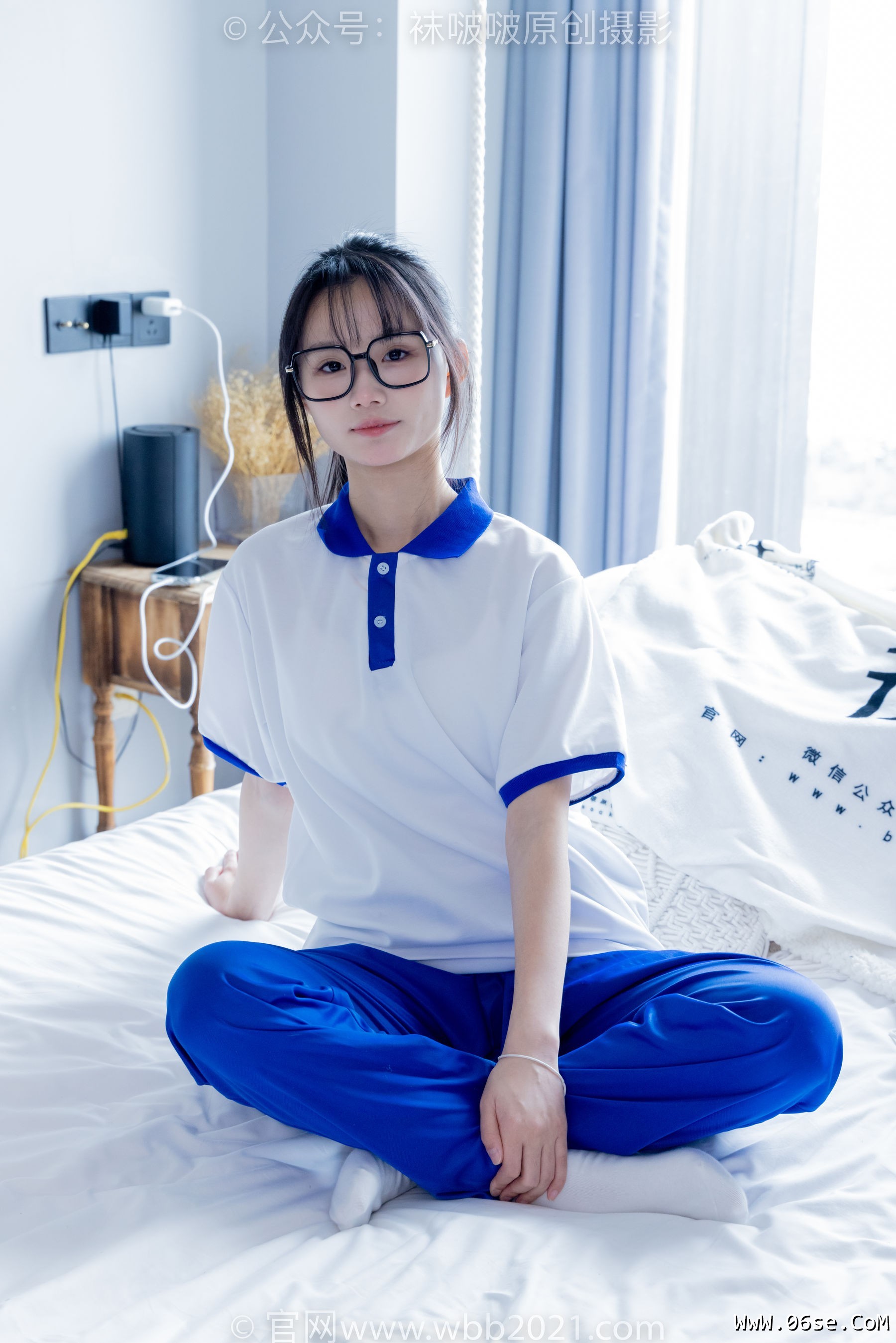 图片[6]-BoBoSocks袜啵啵 No.351 甜甜圈 -板鞋、白棉袜、肉丝、校服裤里丝[150P]-六色网