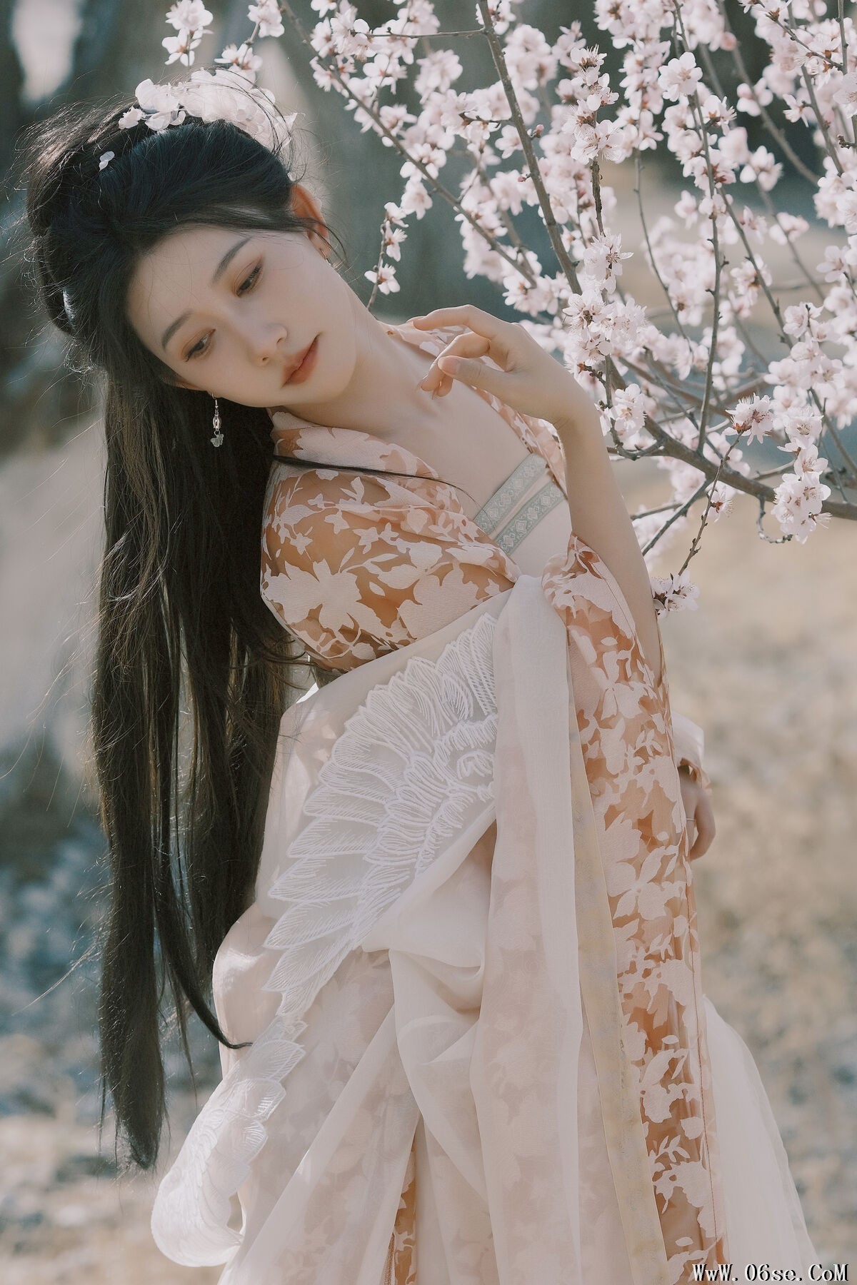 图片[23]-YiTuYu艺图语 Vol.7275 Xiao Bei Ke Qing Bu Yao Fang Qi[25P]-六色网