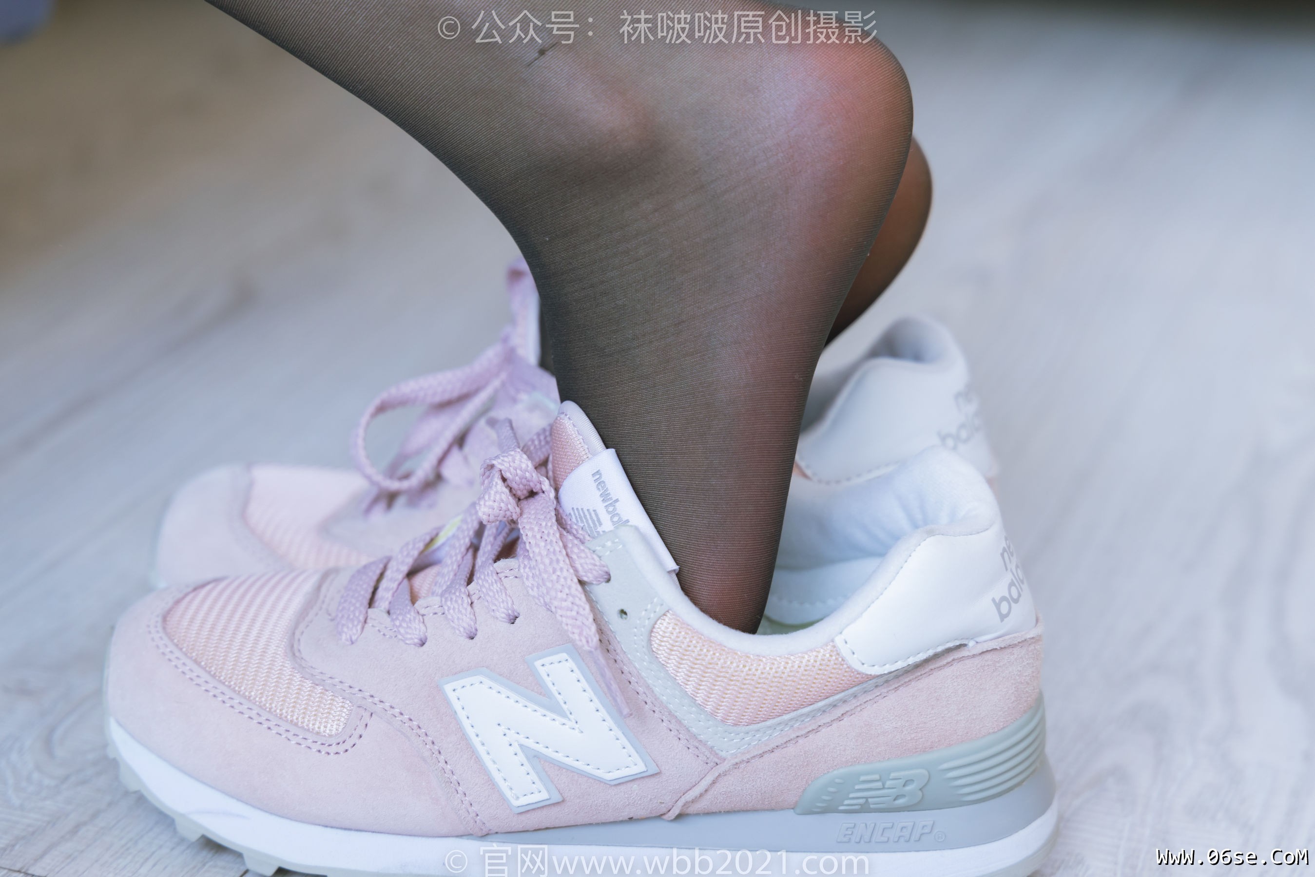 图片[33]-BoBoSocks袜啵啵 No.273 小沫 -运动鞋、粉色棉袜、黑丝[143P]-六色网