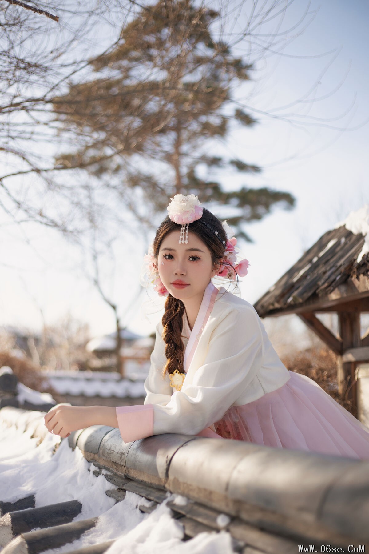 图片[7]-YiTuYu艺图语 Vol.7340 Fei Tian Xiao Mo Nu[35P]-六色网