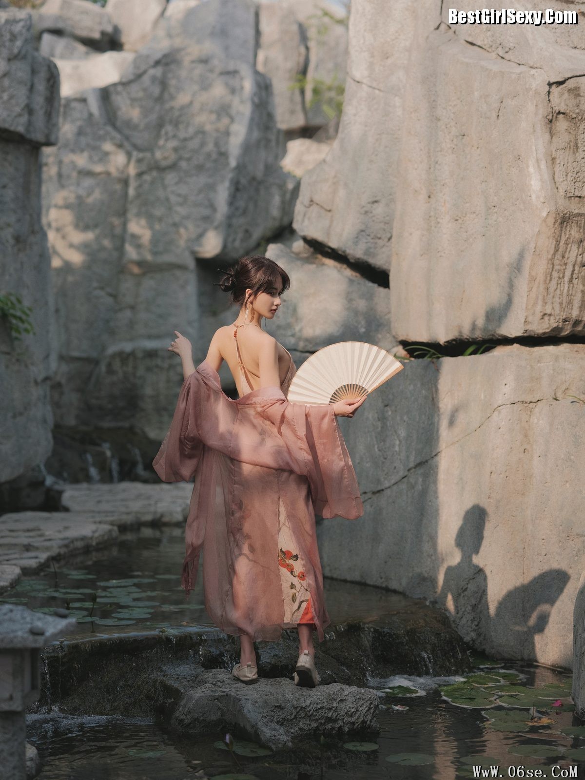 图片[34]-YiTuYu艺图语 Vol.4127 Da Wai Wai Ge[47P]-六色网