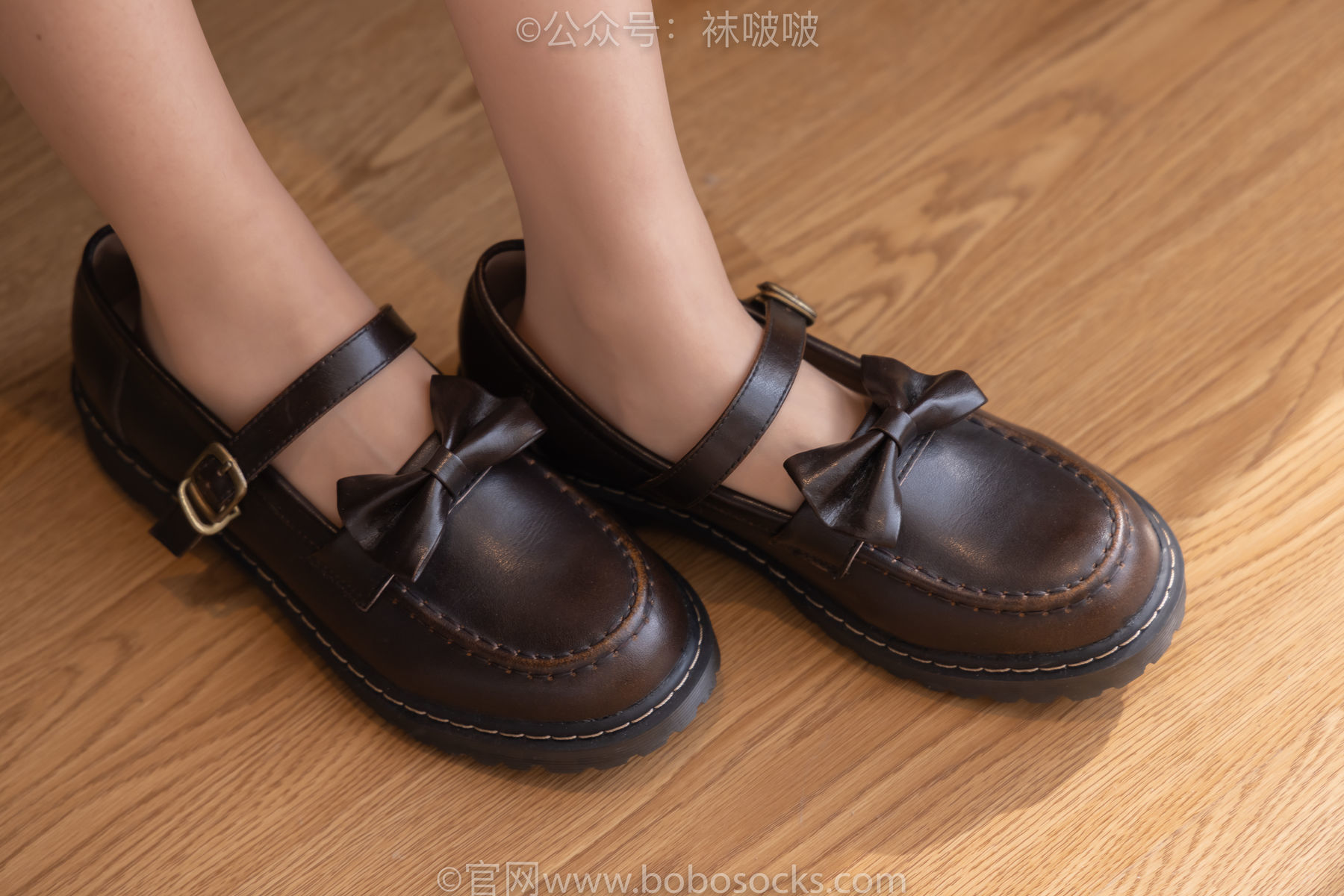 图片[13]-BoBoSocks袜啵啵 积分限定作品005 稚予-JK制服、皮鞋、油亮肉丝、踩蛋糕[133P]-六色网