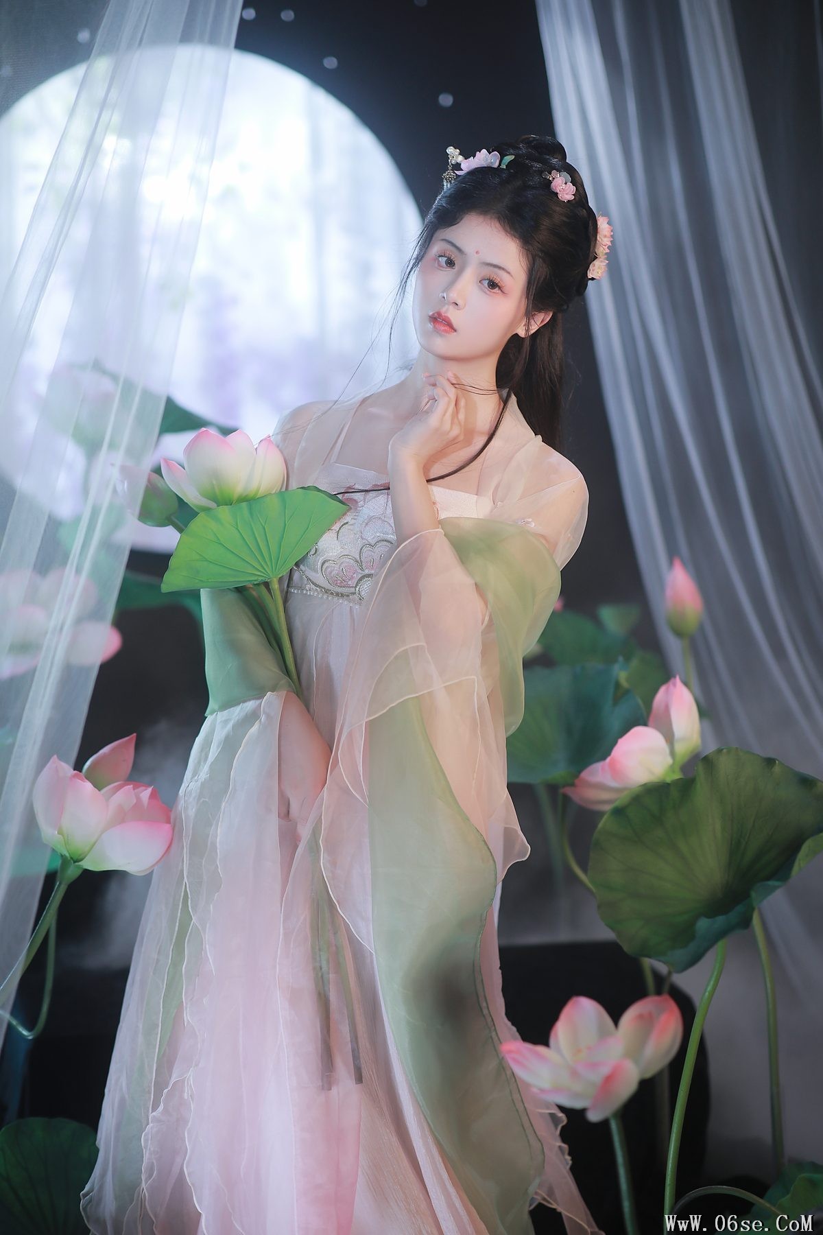 图片[33]-YiTuYu艺图语 Vol.4974 Dai Bu Zhu De Yi Mi[37P]-六色网
