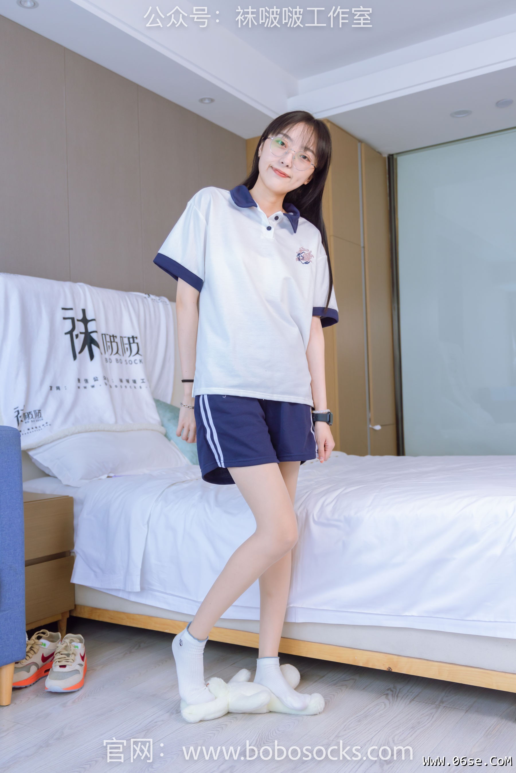 图片[112]-BoBoSocks袜啵啵 No.118 稚予-运动鞋、白棉袜、肉丝、踩小熊玩偶[140P]-六色网