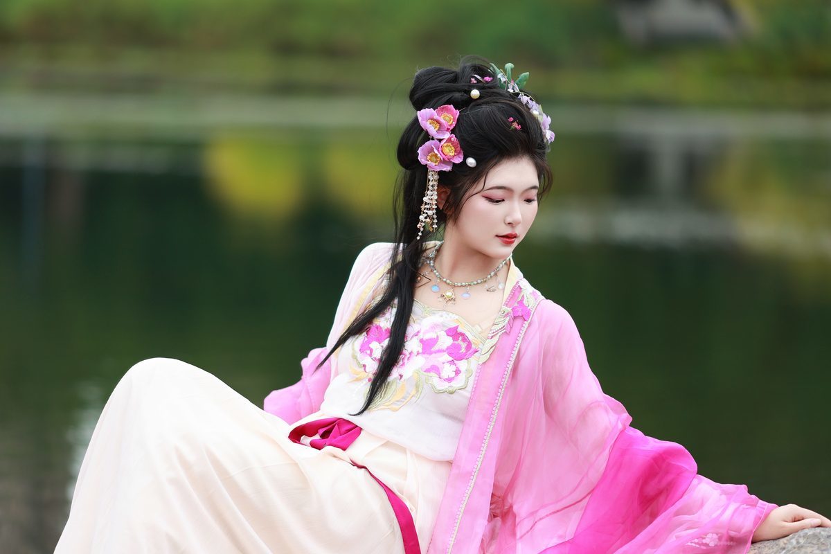 图片[13]-YiTuYu艺图语 Vol.5406 KaiLin Jiang[34P]-六色网