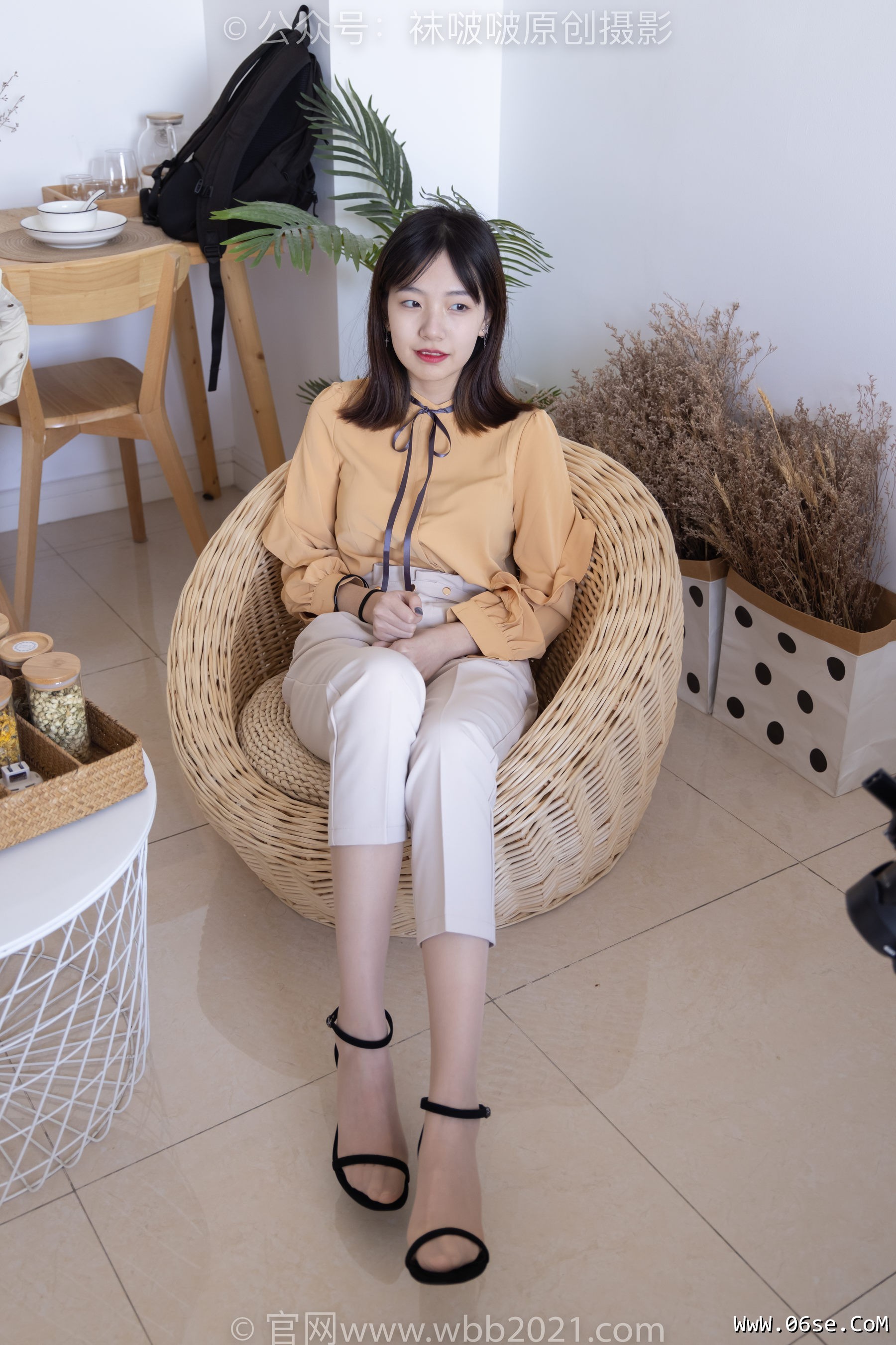图片[25]-BoBoSocks袜啵啵 No.240 小甜豆-三双高跟鞋、肉丝、裸足[156P]-六色网