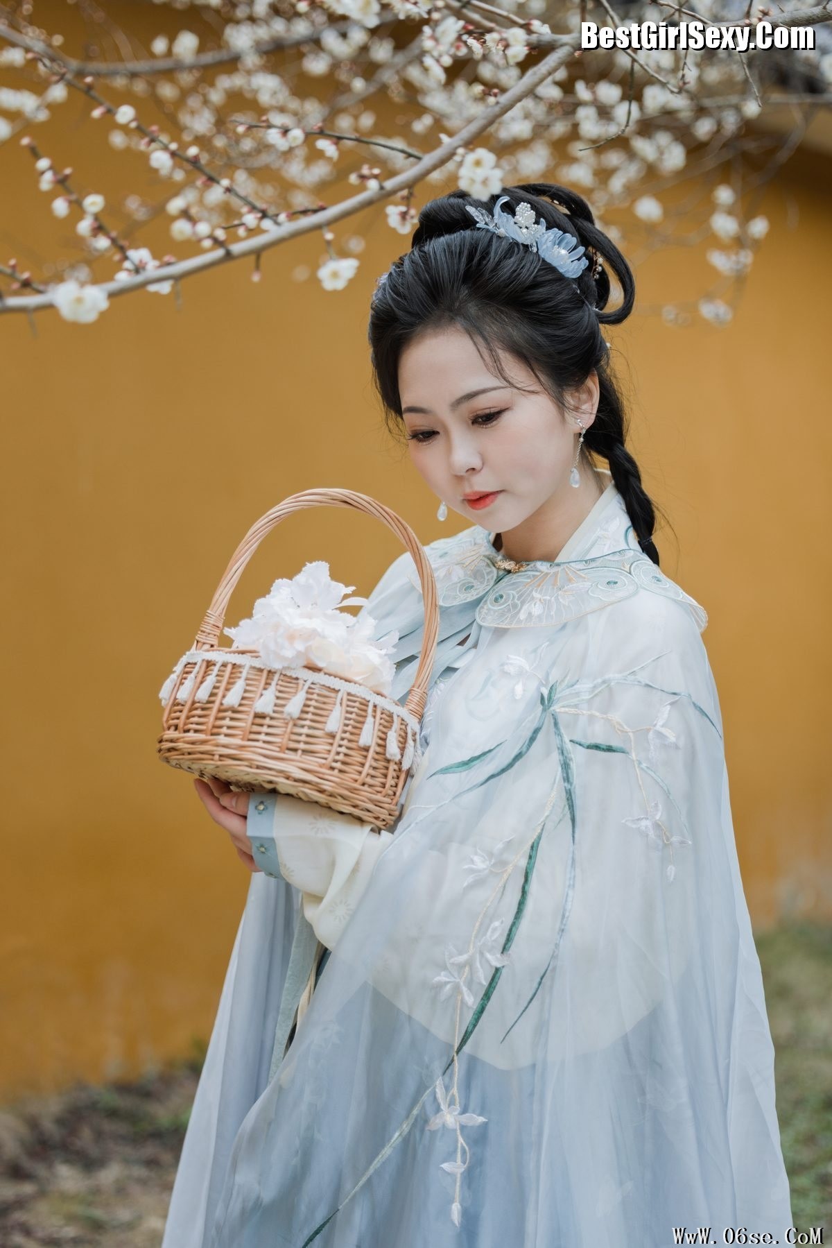 图片[17]-YiTuYu艺图语 Vol.3803 Qian Mo Hong Chen[29P]-六色网