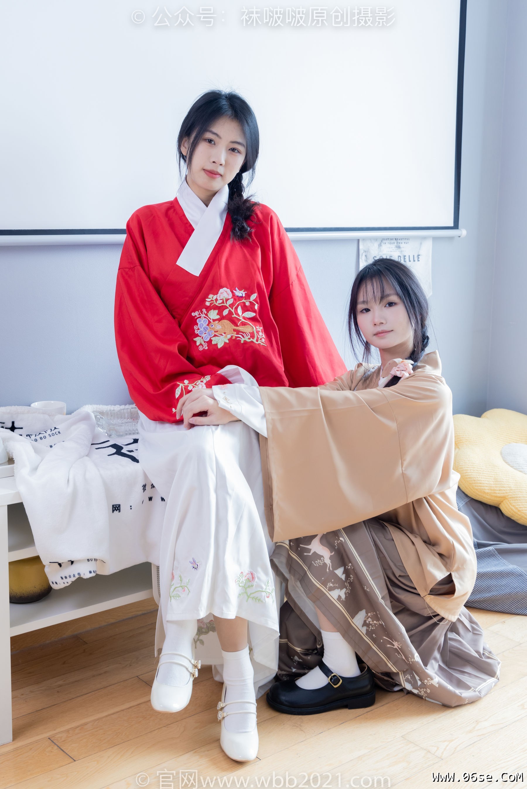 图片[97]-BoBoSocks袜啵啵 No.400 奶油&甜甜圈 -两双高跟鞋、白棉袜、肉丝[158P]-六色网