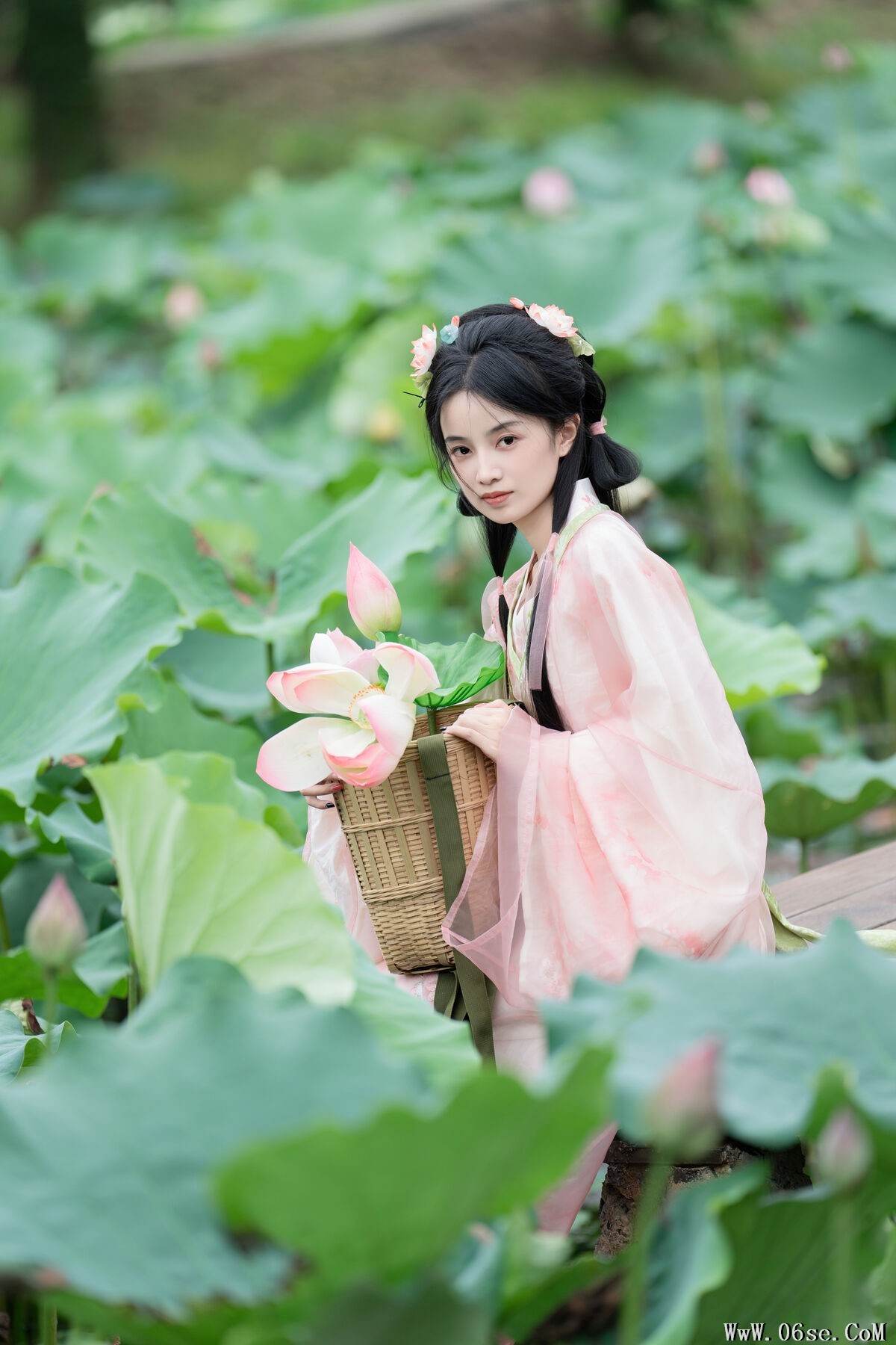 图片[23]-YiTuYu艺图语 Vol.7510 Spring[25P]-六色网