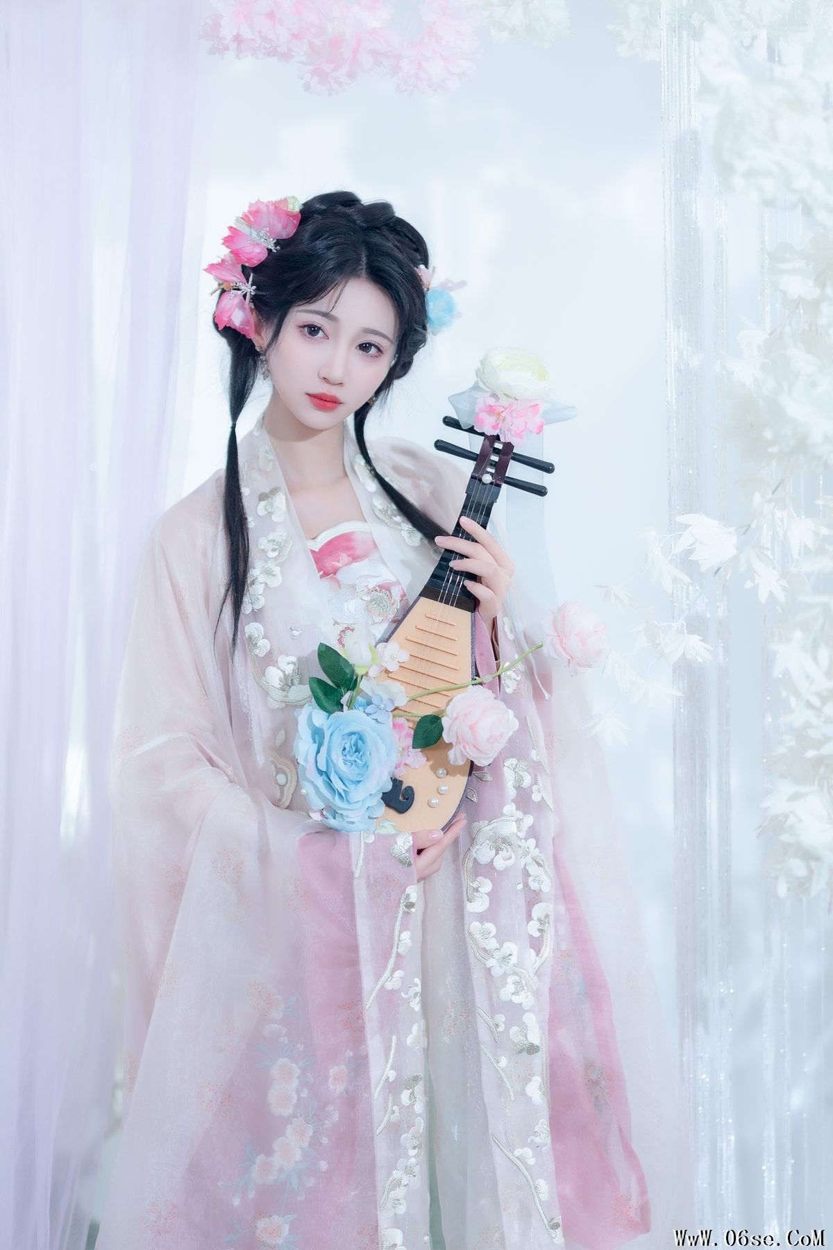 图片[6]-YiTuYu艺图语 Vol.6142 Qi Luo Sheng De Xiao Su Su[31P]-六色网