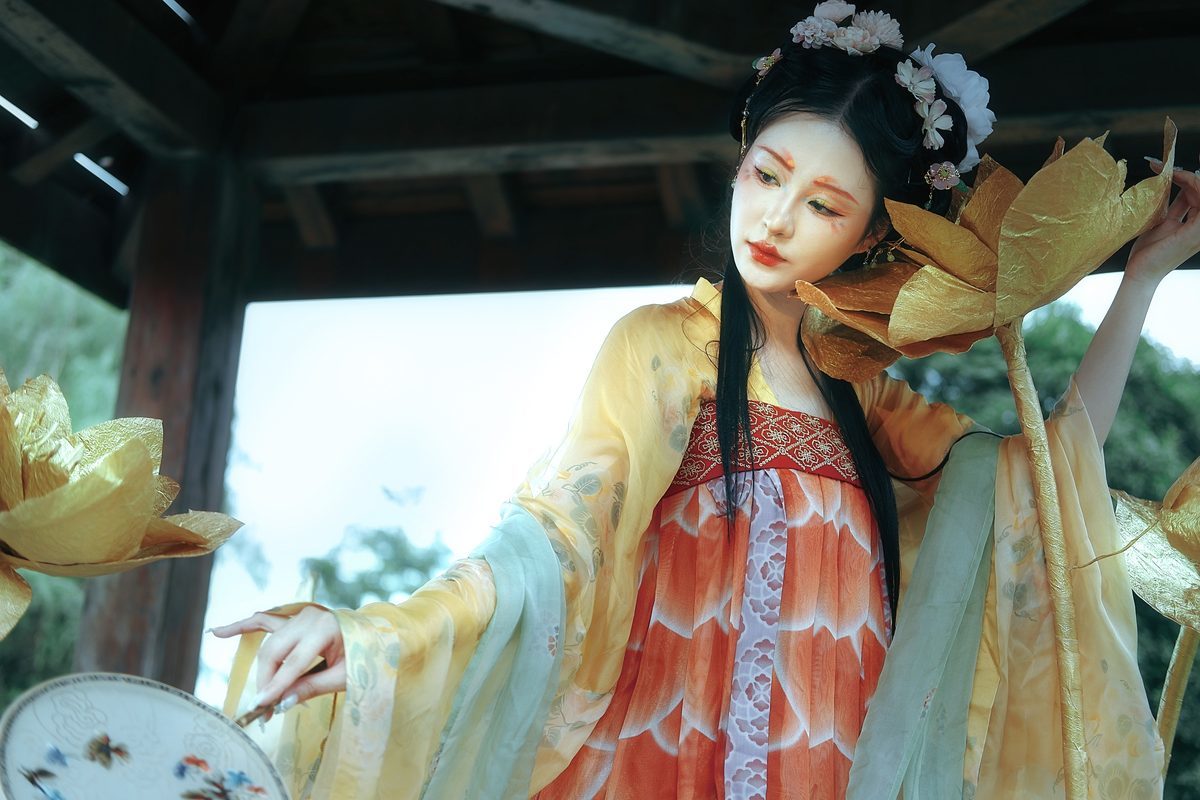 图片[21]-YiTuYu艺图语 Vol.5143 Yue Bai Xing Xi[23P]-六色网
