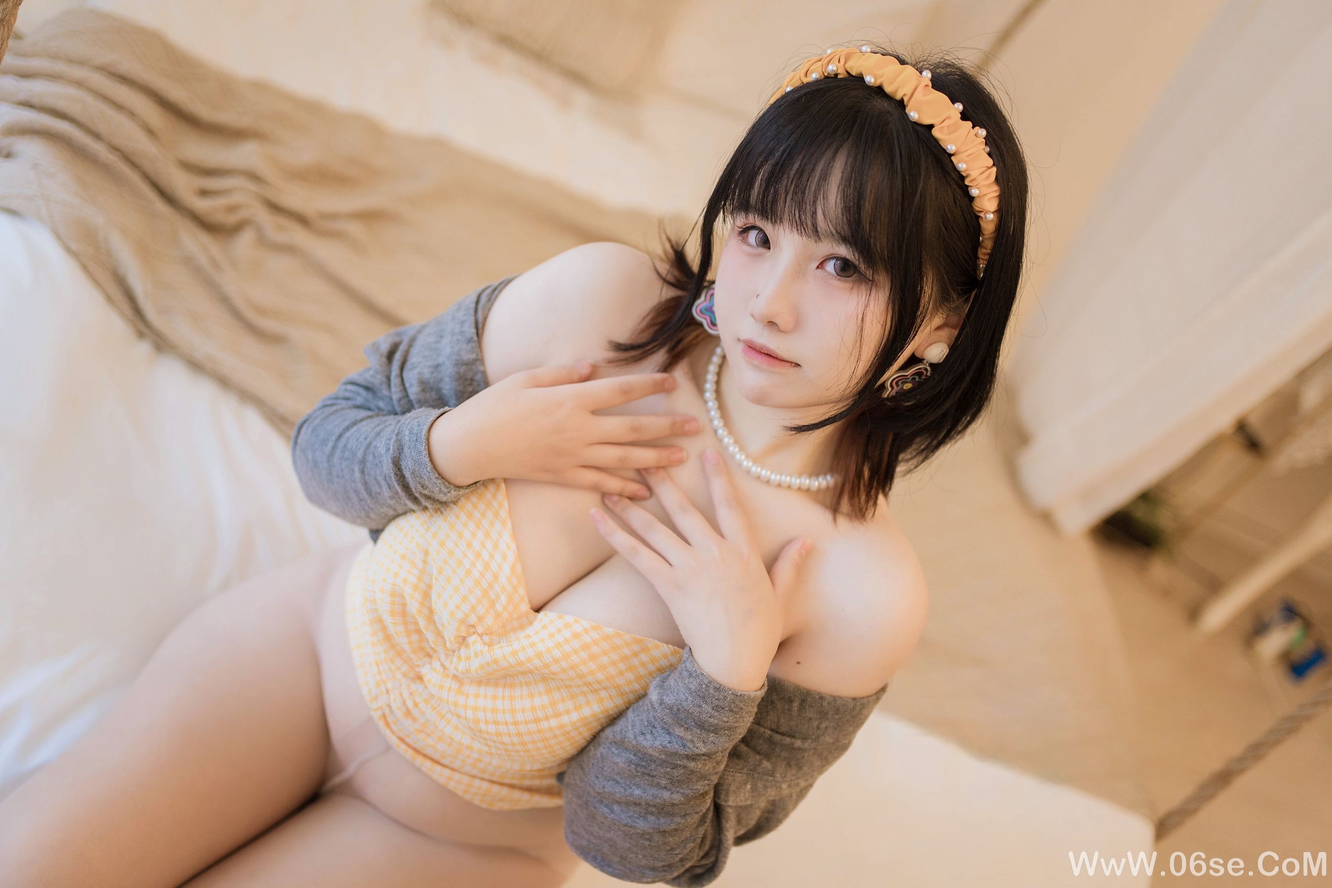 图片[23]-阿半今天很开心 – 黄色抹胸[54P]-六色网