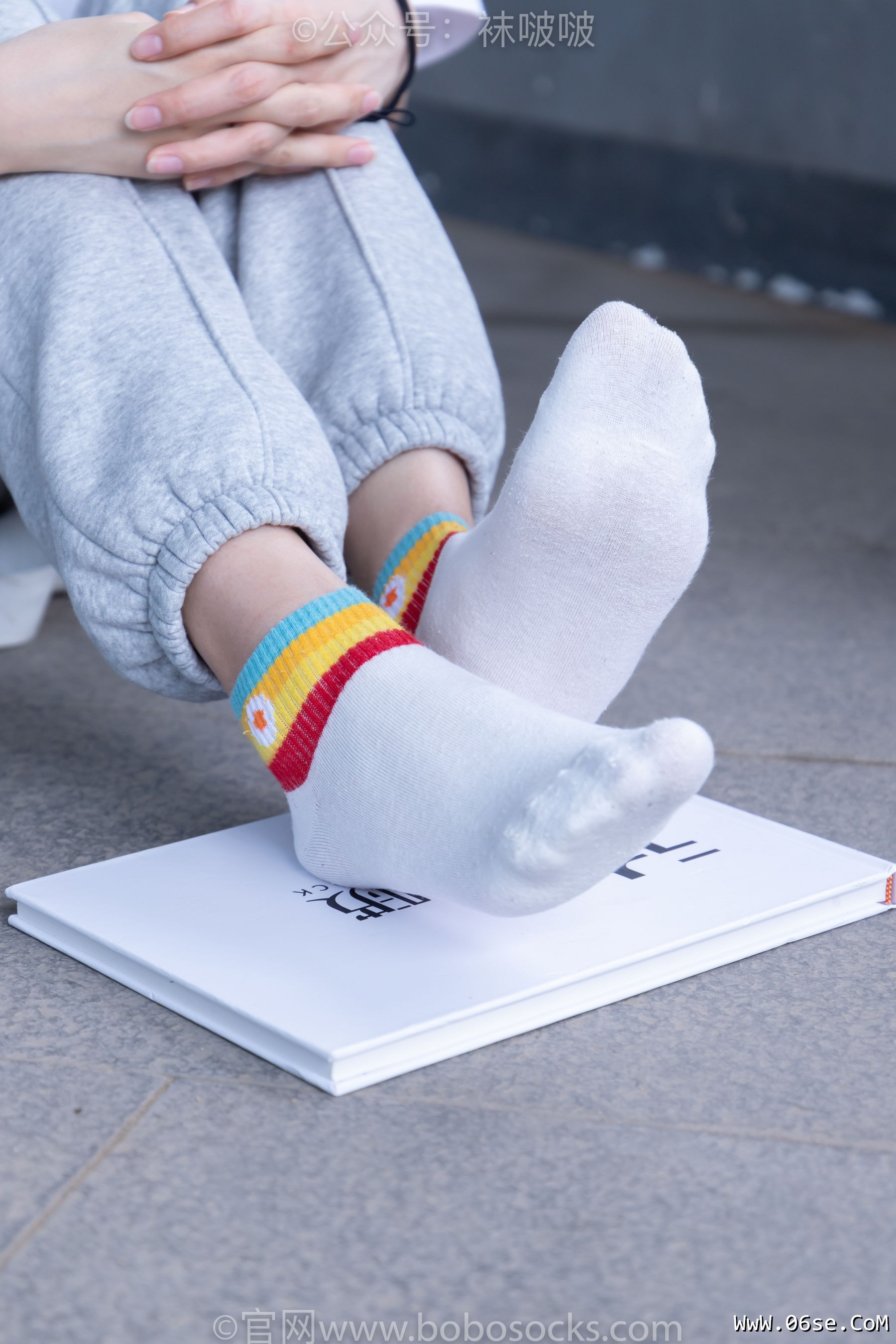 图片[67]-BoBoSocks袜啵啵 No.012 泡芙-运动鞋、白棉袜、裸足[132P]-六色网