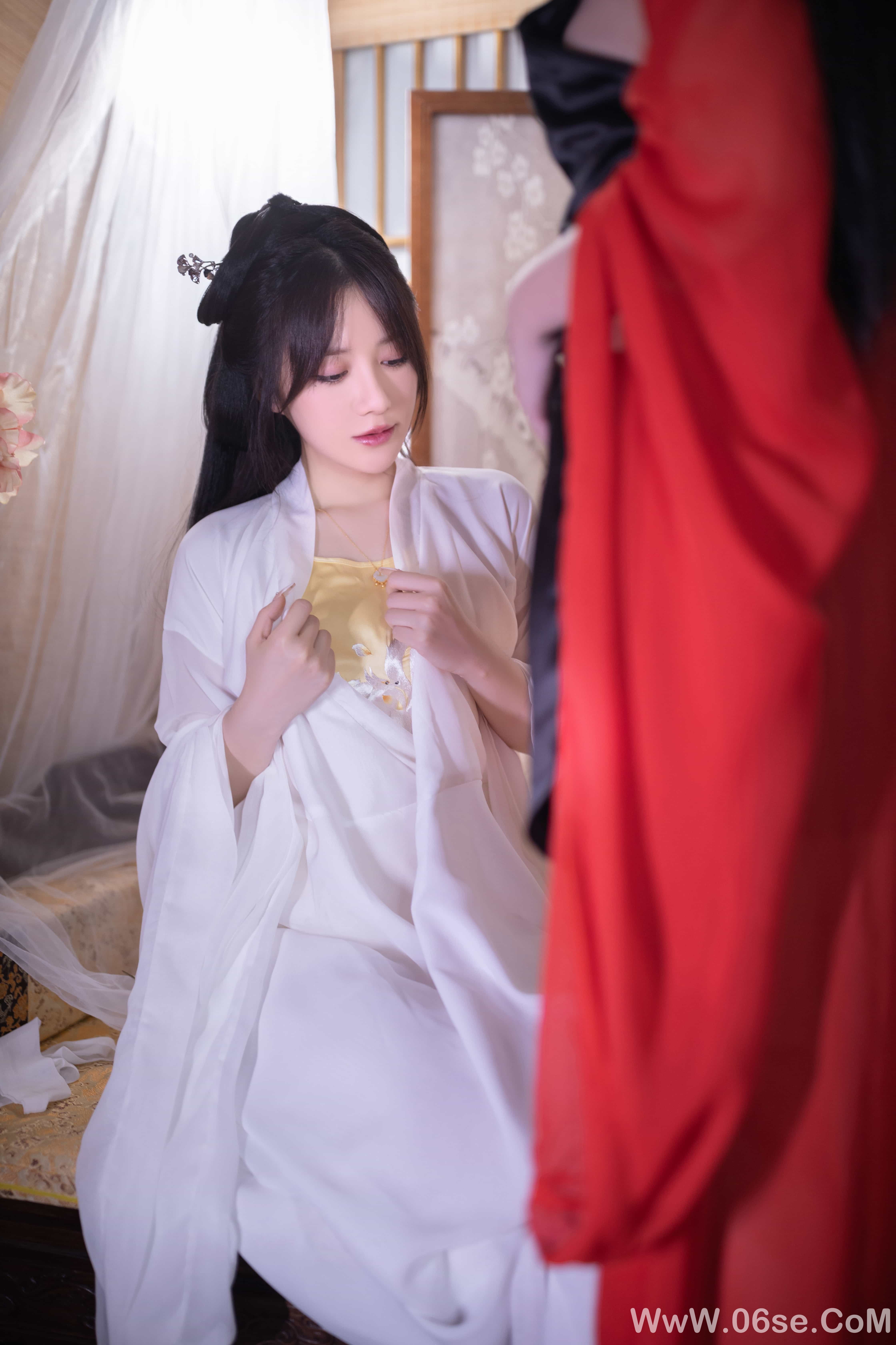 图片[33]-秀人名模鱼子酱Fish内部私购未上架《双女古装剧情》写真[153P]-六色网