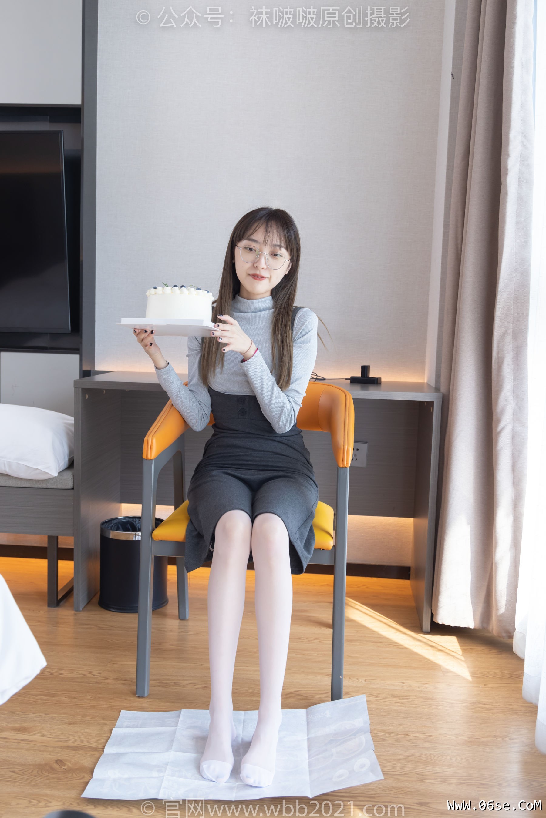 图片[59]-BoBoSocks袜啵啵 No.309 稚予 -两双高跟鞋、灰丝、白丝、裸足、踩奶油蛋糕剧情[180P]-六色网