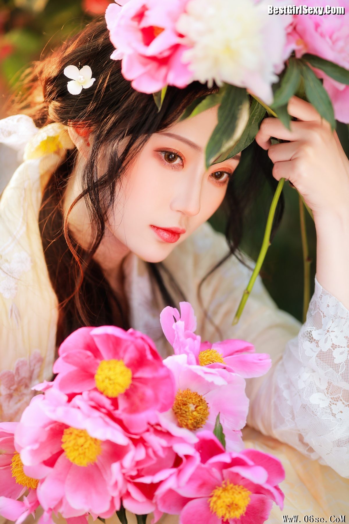 图片[12]-YiTuYu艺图语 Vol.4063 Liu Liu Yang Liu Liu[24P]-六色网