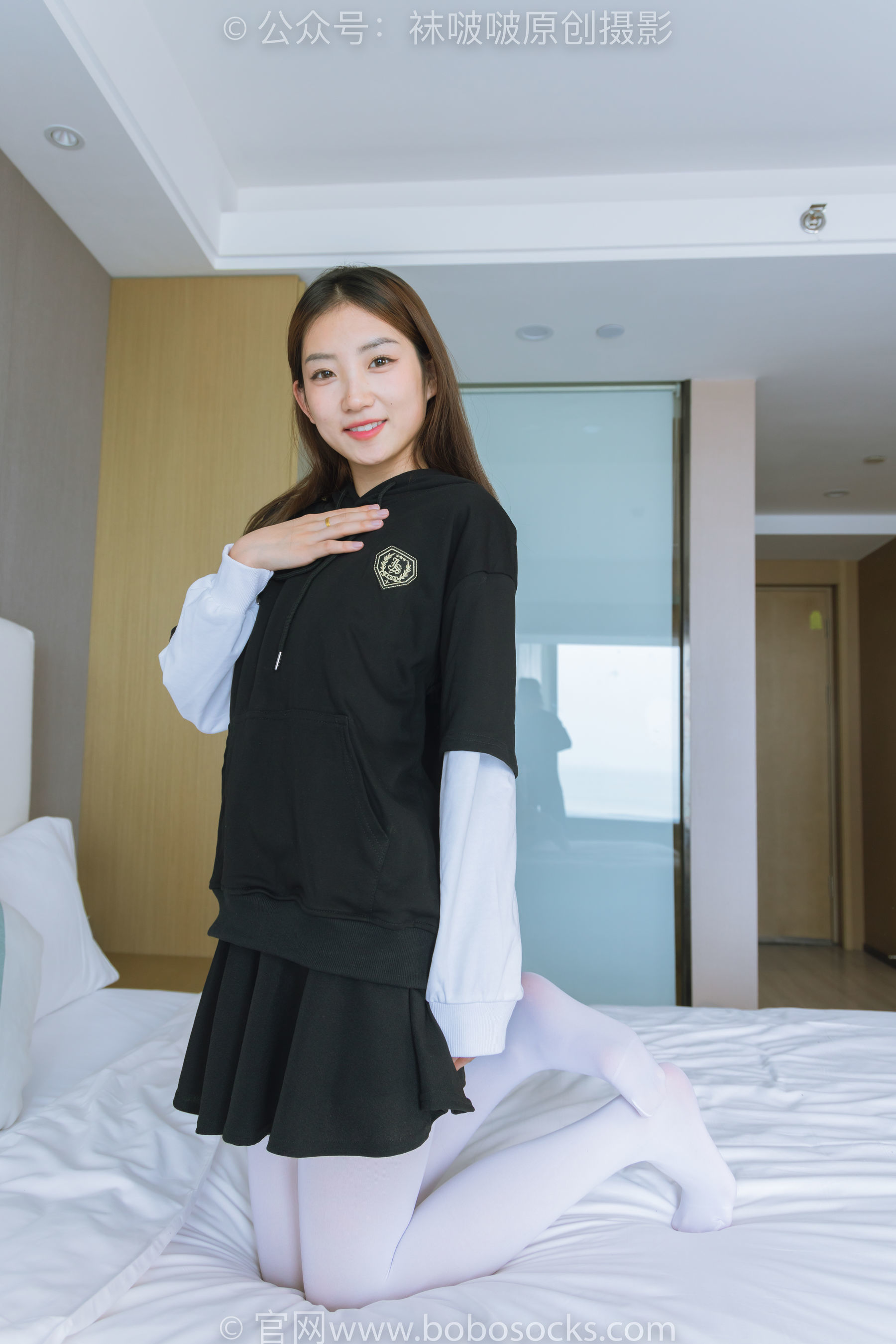 图片[133]-BoBoSocks袜啵啵 No.214 小沫 -黑色运动鞋、厚白丝[142P]-六色网