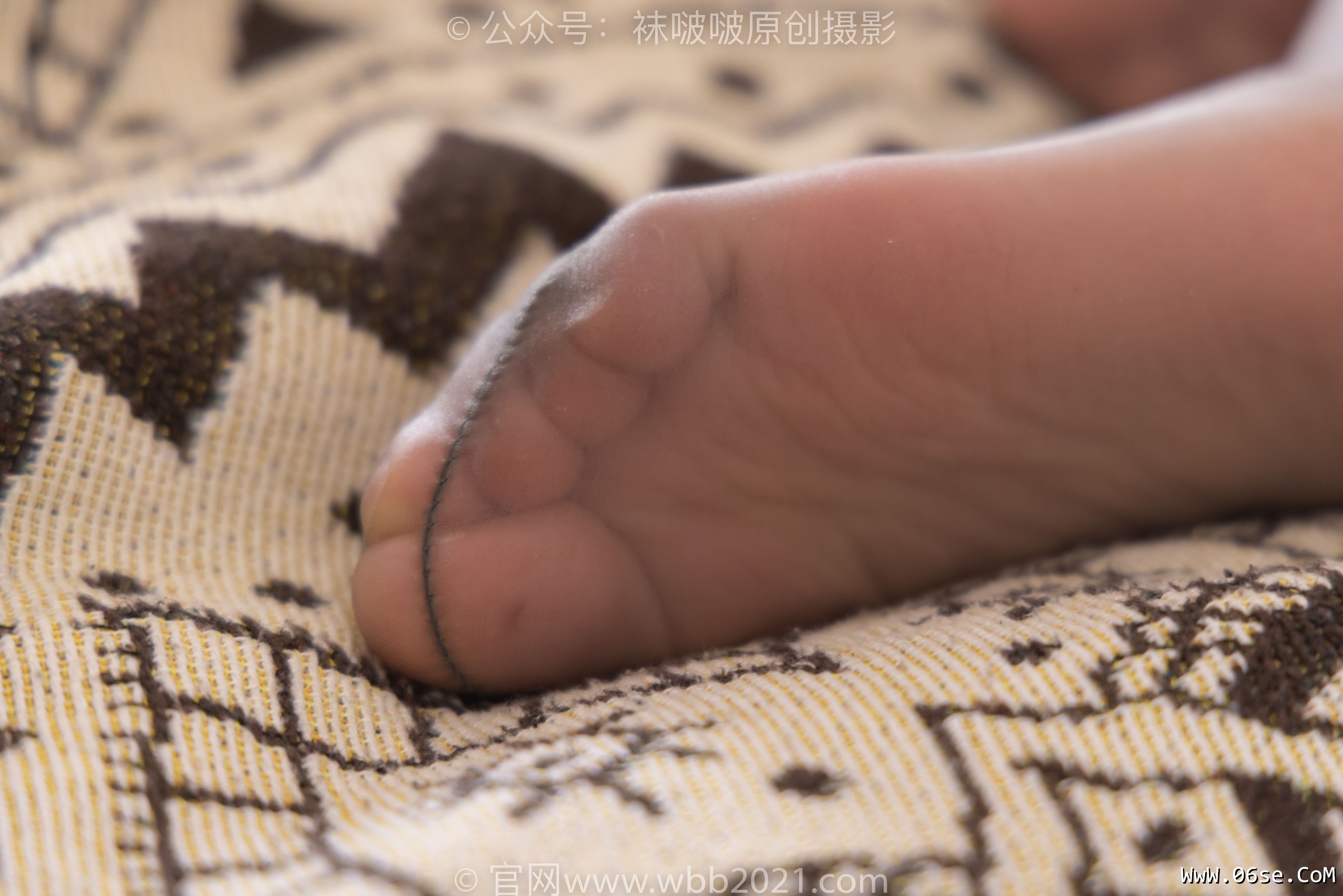 图片[7]-BoBoSocks袜啵啵 No.326 小甜豆 -长靴、油亮灰丝、裤里丝[155P]-六色网