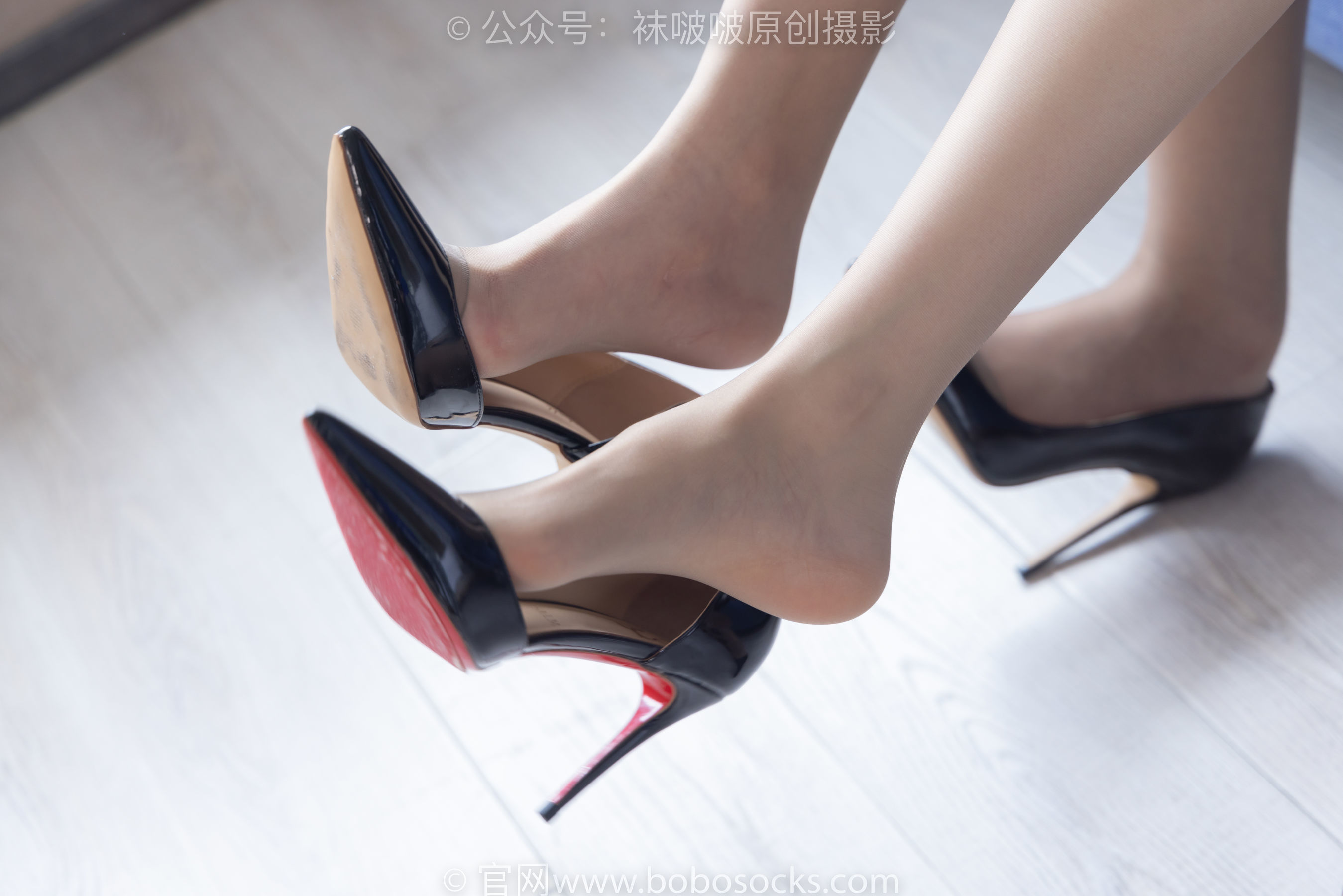 图片[103]-BoBoSocks袜啵啵 No.224 小甜豆稚予-高跟鞋、咖啡色丝袜、裸足、ol制服[169P]-六色网