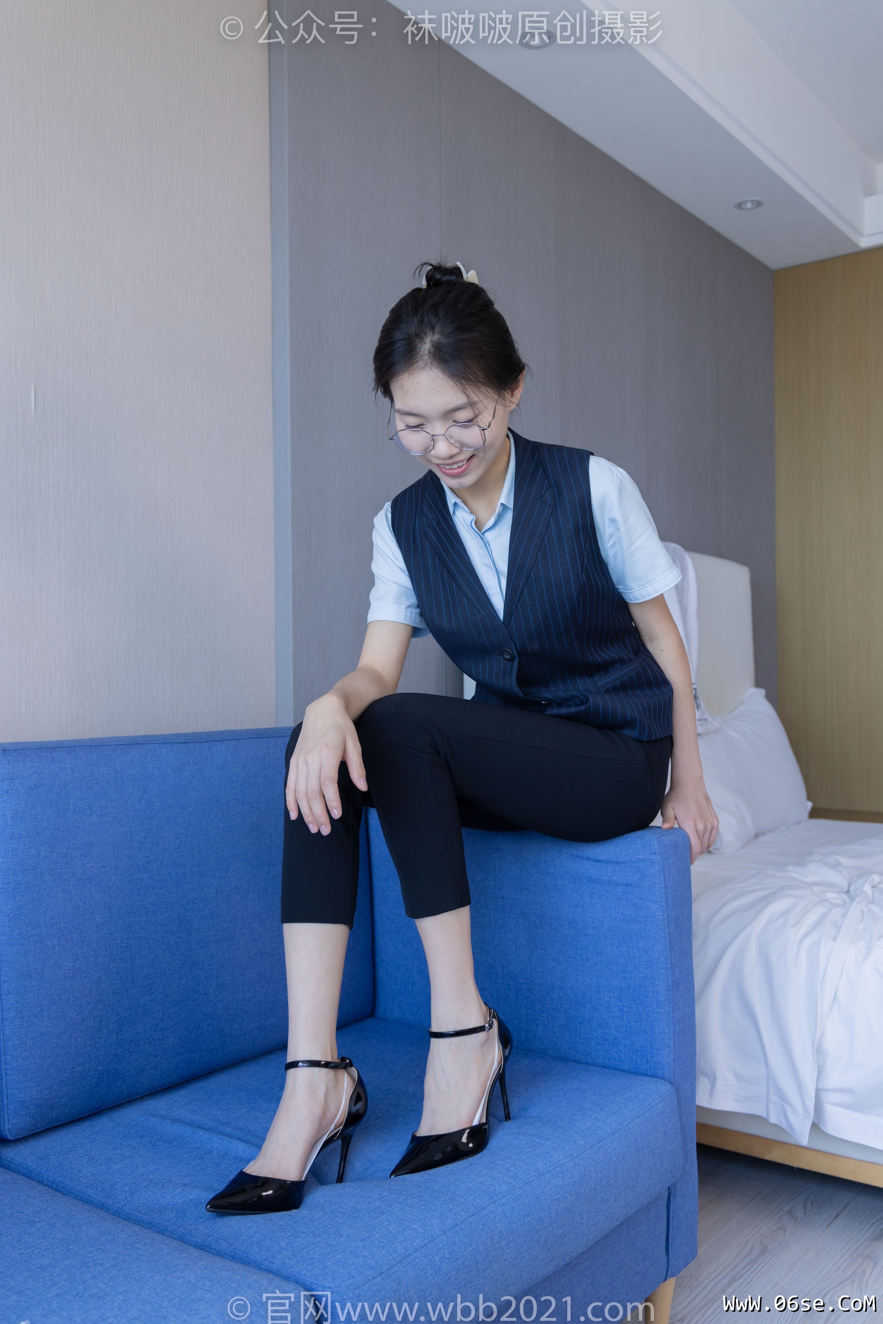 图片[61]-BoBoSocks袜啵啵 No.413 芝士 -高跟鞋、白色吊带船袜、银行制服[145P]-六色网