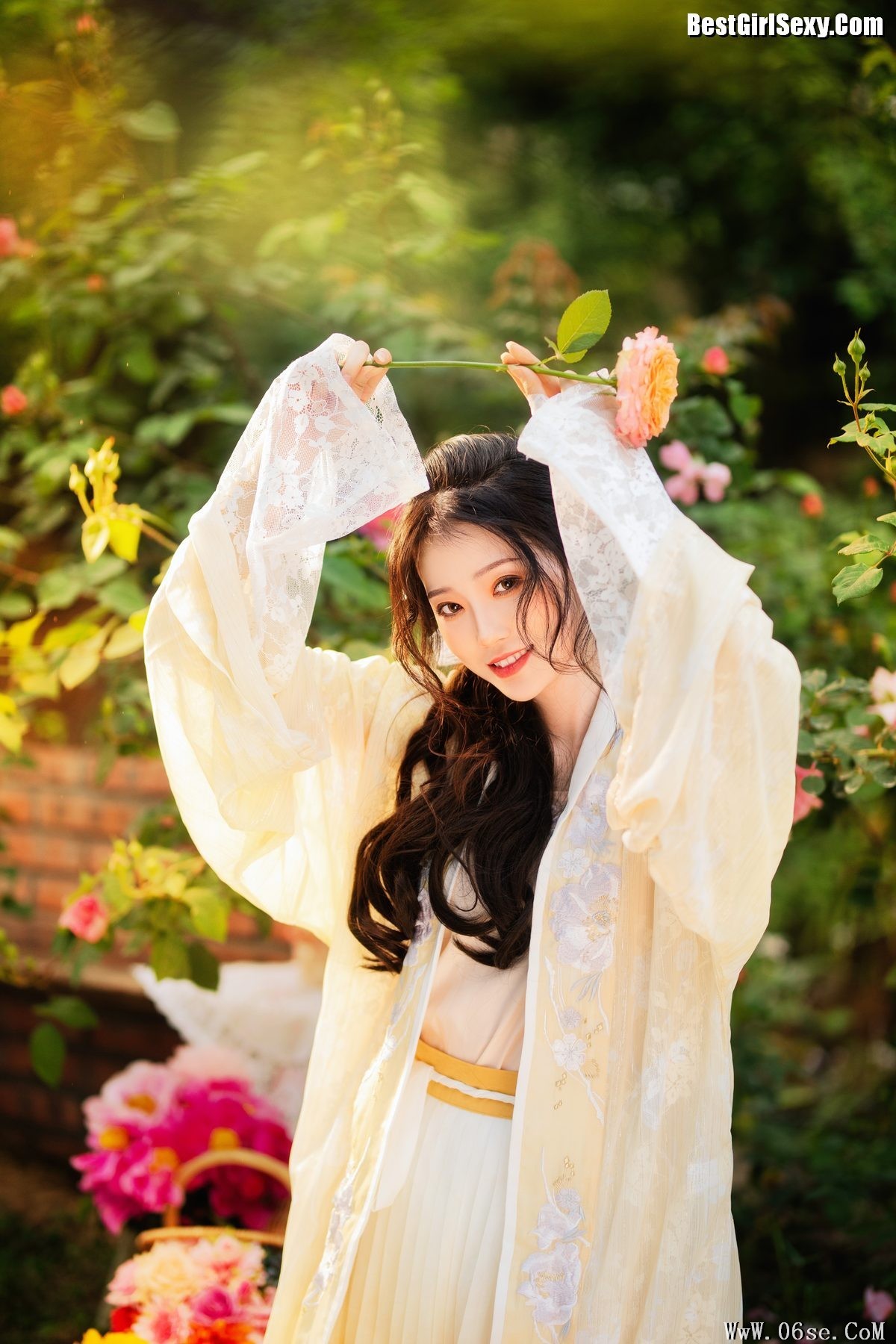 图片[11]-YiTuYu艺图语 Vol.4063 Liu Liu Yang Liu Liu[24P]-六色网