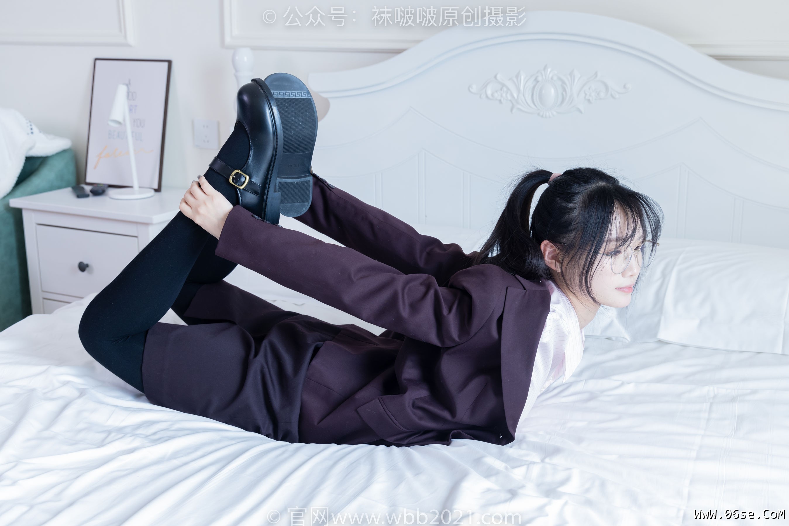 图片[73]-BoBoSocks袜啵啵 No.362 甜甜圈 -两双皮鞋、厚肉丝、厚黑丝、ol制服[230P]-六色网