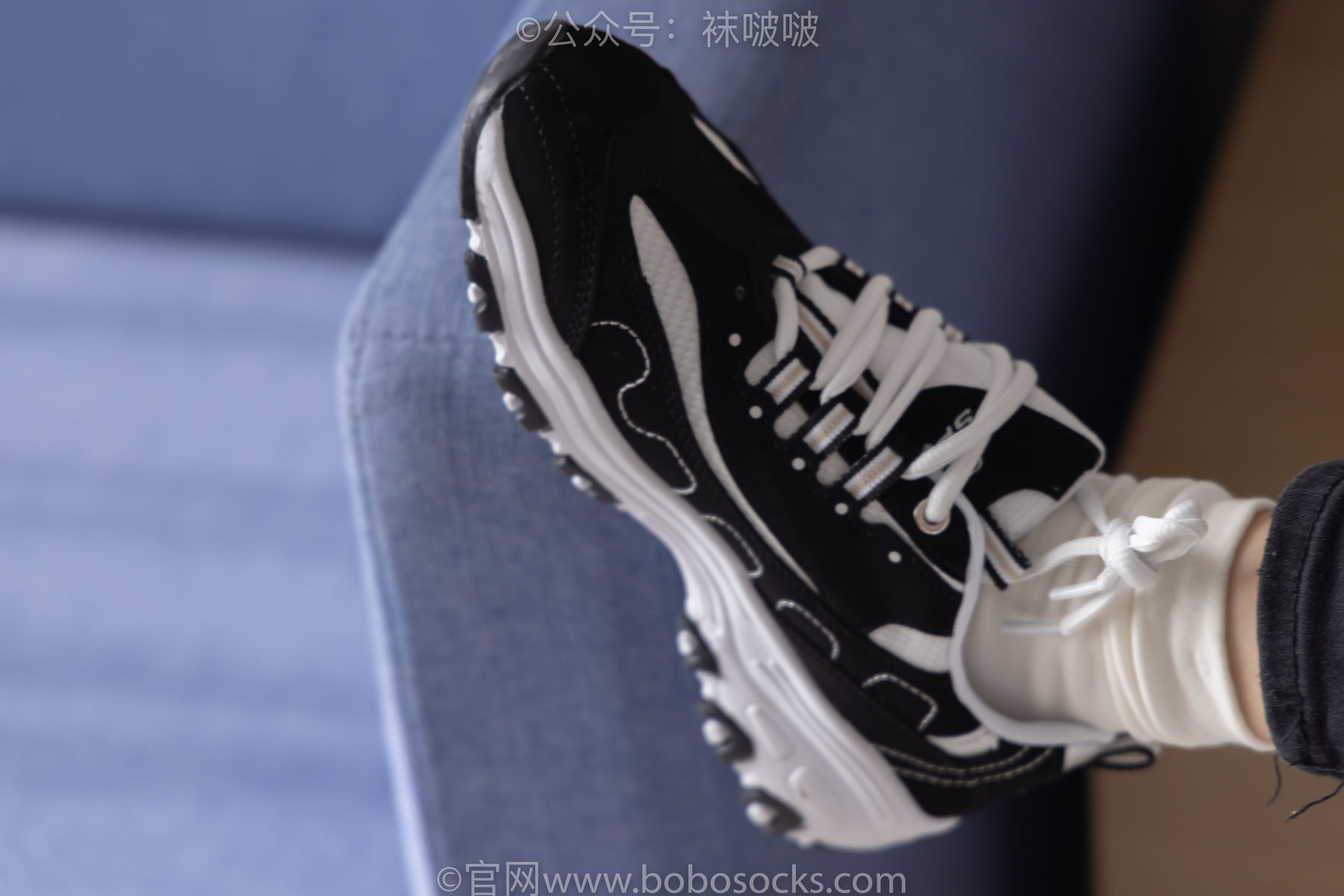 图片[21]-BoBoSocks袜啵啵 No.055 稚予-斯凯奇运动鞋、白棉袜、黑棉袜[139P]-六色网
