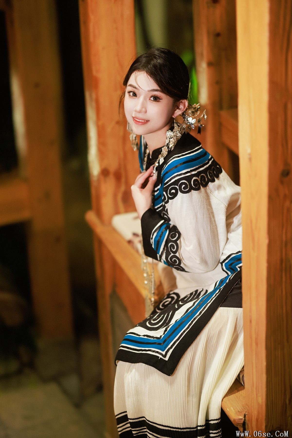 图片[38]-YiTuYu艺图语 Vol.5057 Pei Tong Xue[60P]-六色网