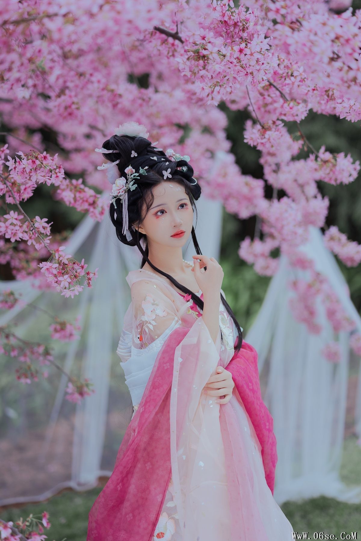 图片[26]-YiTuYu艺图语 Vol.4190 Qi Luo Sheng De Xiao Su Su[36P]-六色网