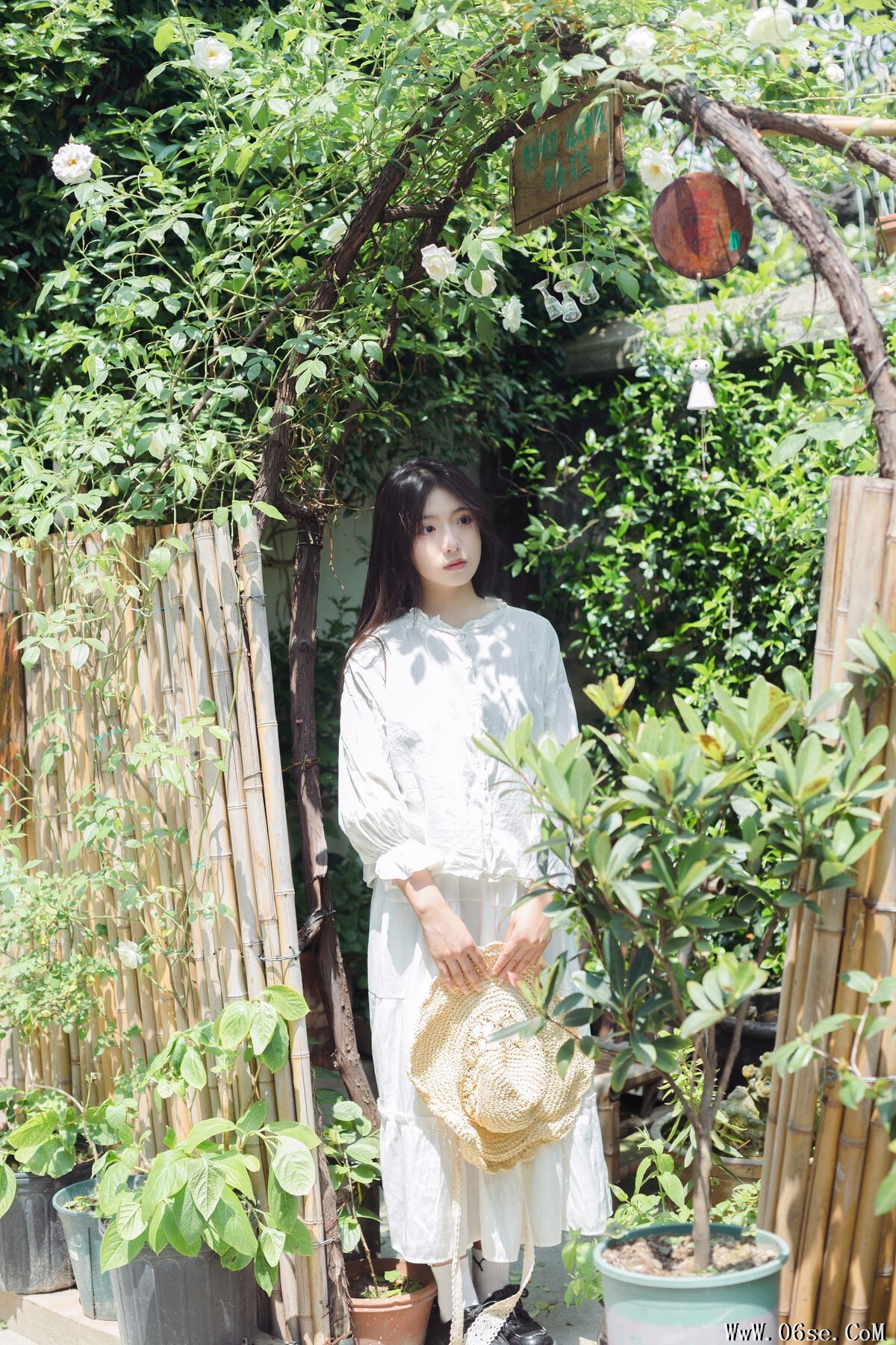图片[23]-YiTuYu艺图语 Vol.6925 Mu You You[26P]-六色网