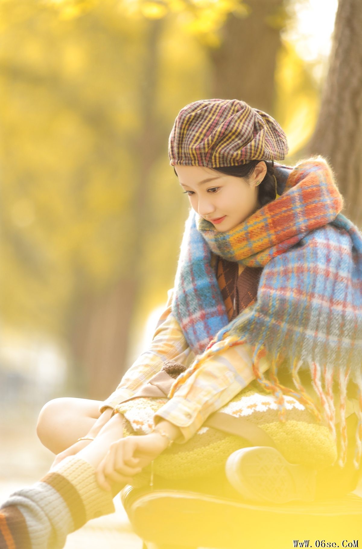 图片[4]-YiTuYu艺图语 Vol.5913 Lou Xin Yue Moon[21P]-六色网