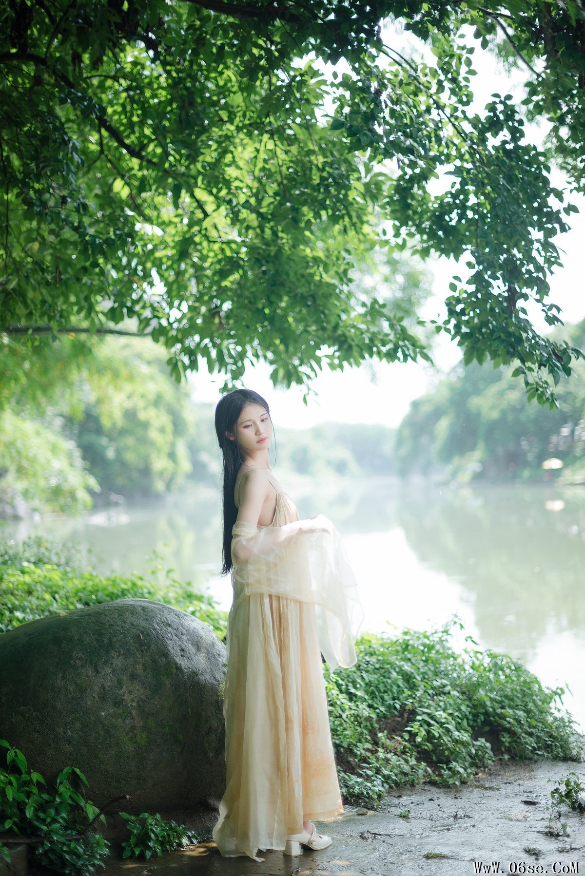图片[18]-YiTuYu艺图语 Vol.5888 You Zha Ji Mi Hua[27P]-六色网