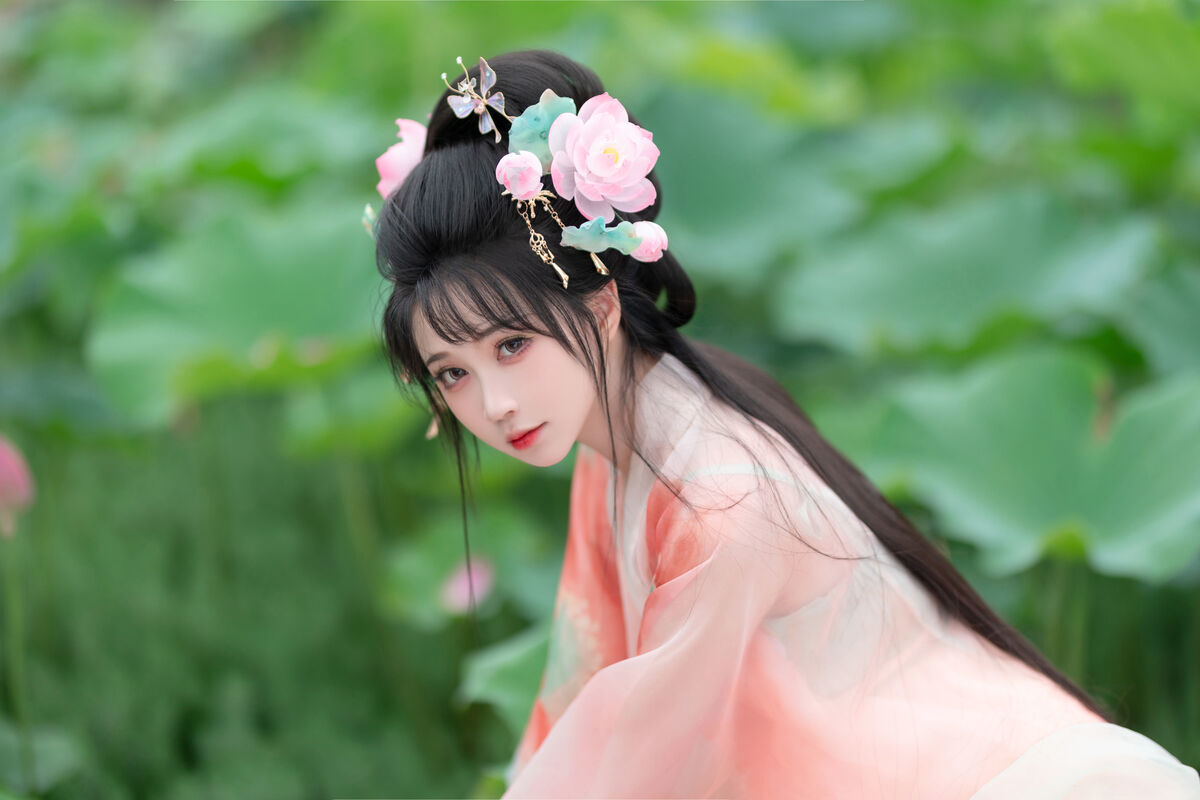图片[22]-YiTuYu艺图语 Vol.7685 Qi Luo Sheng De Xiao Su Su[28P]-六色网