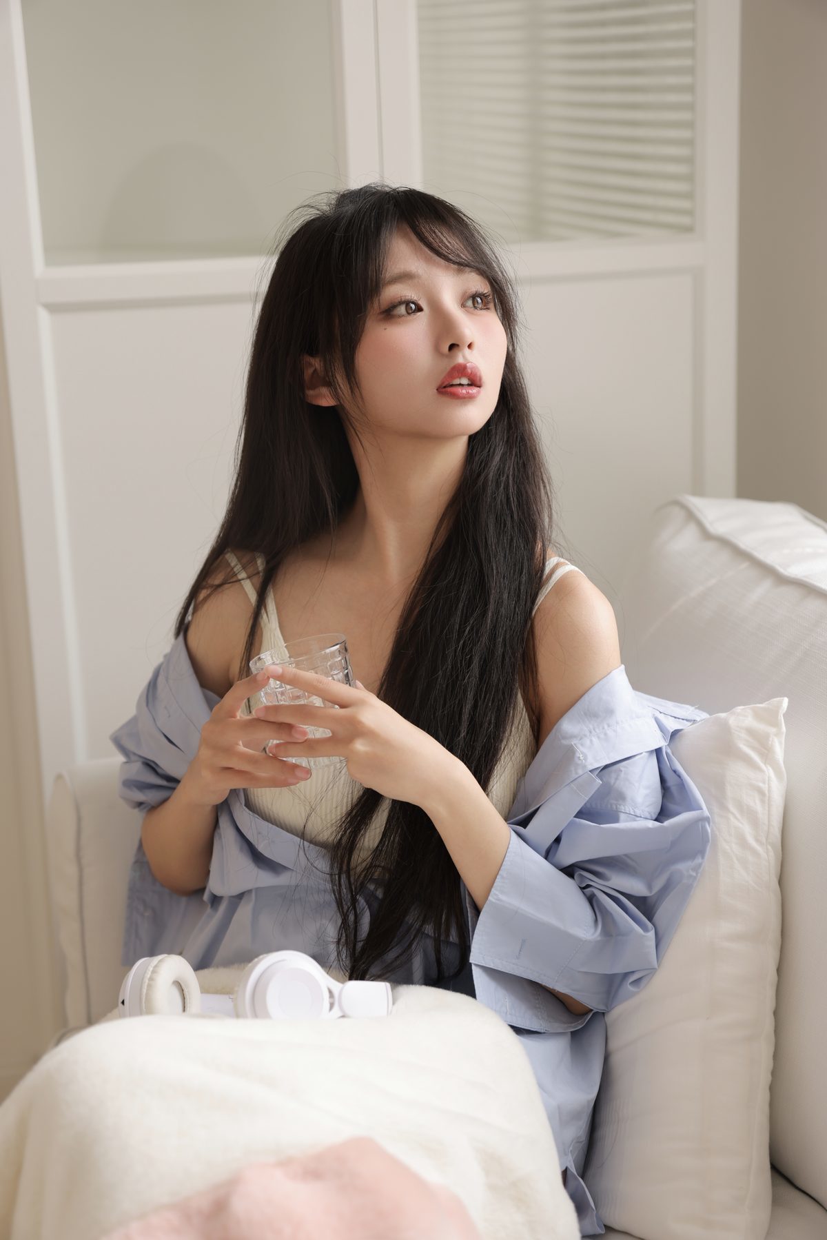图片[9]-YiTuYu艺图语 Vol.4193 Yi Tiao Lan Chong[32P]-六色网