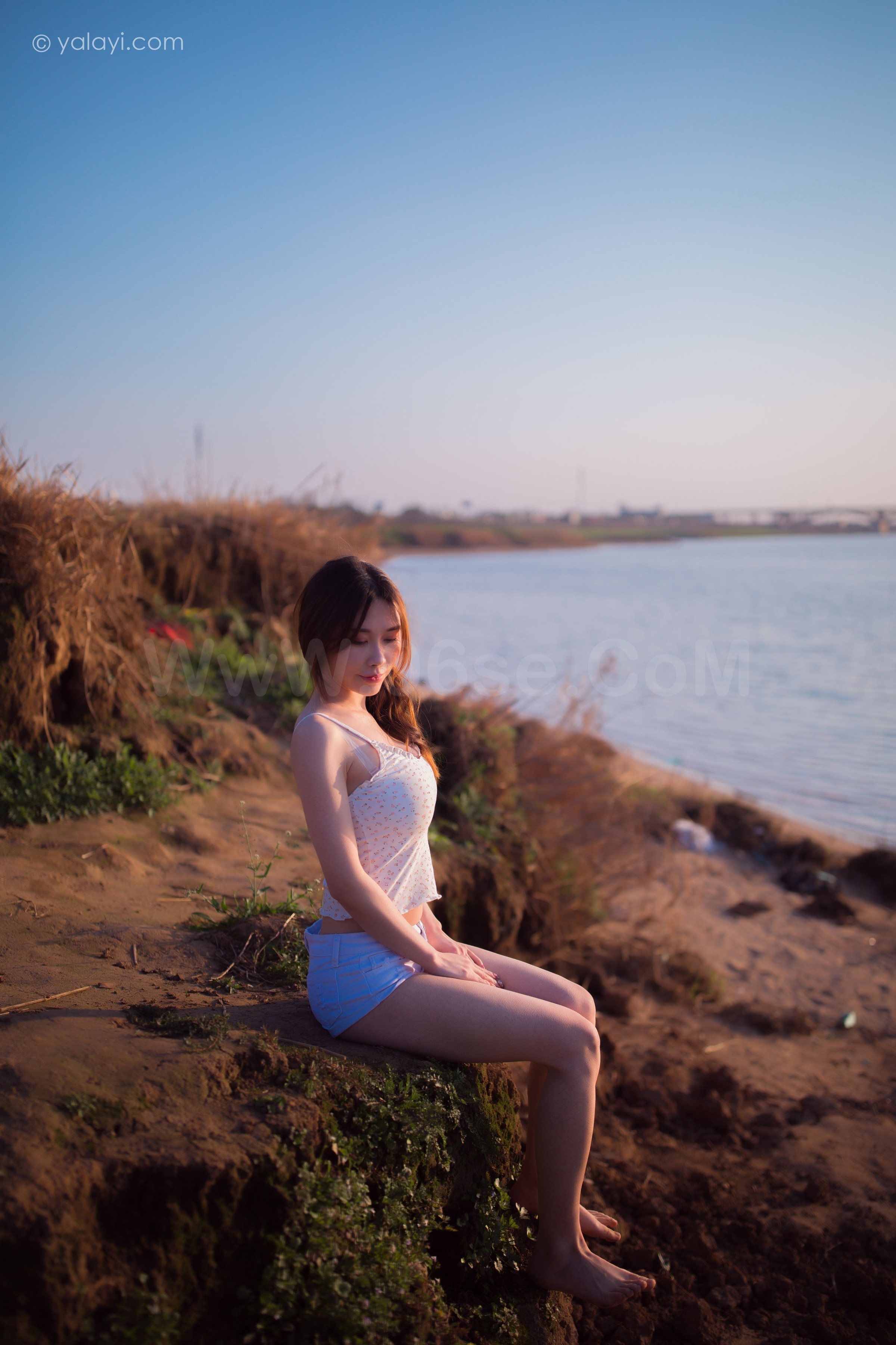 图片[13]-雅拉伊 – 香草《跋山涉水》[33P]-六色网