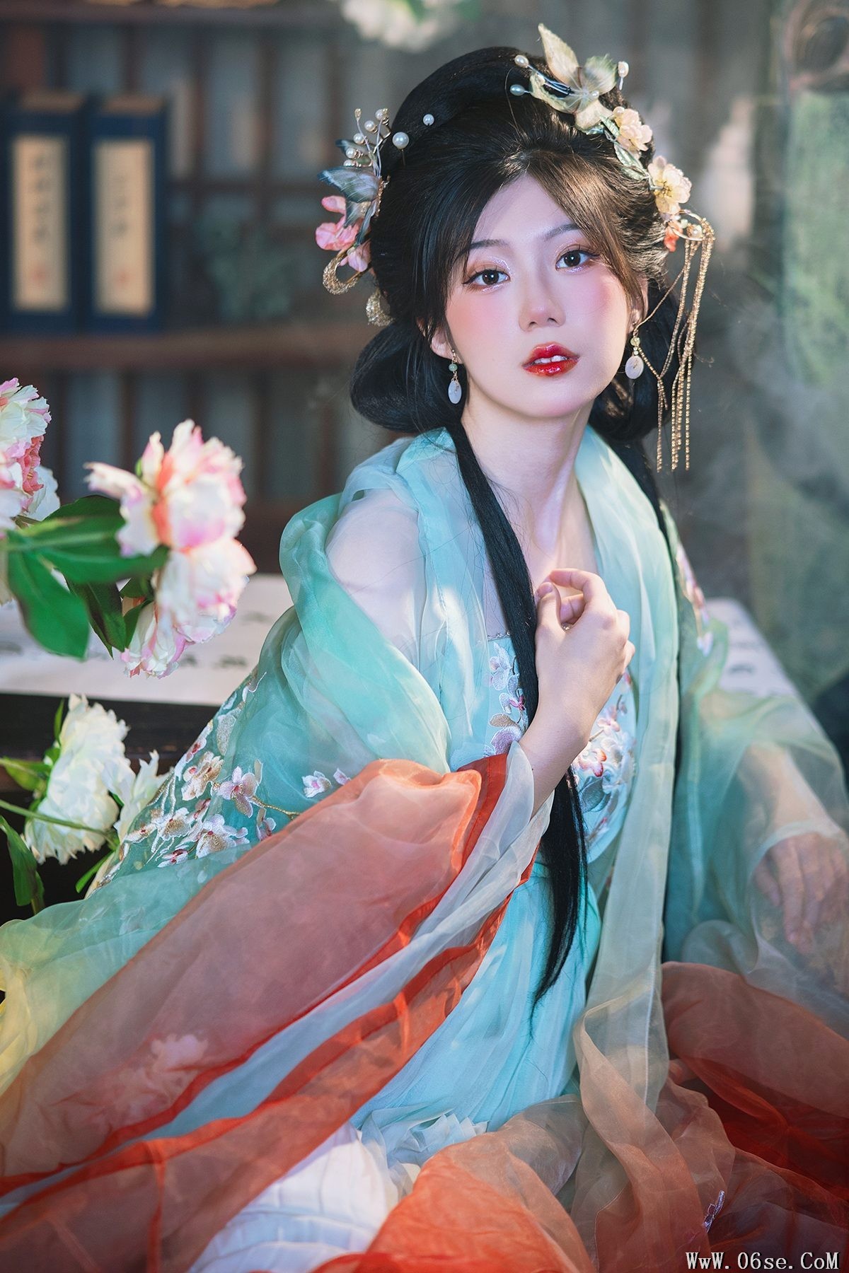 YiTuYu艺图语 Vol.4352 Jiang Ji Yu[22P]-六色网