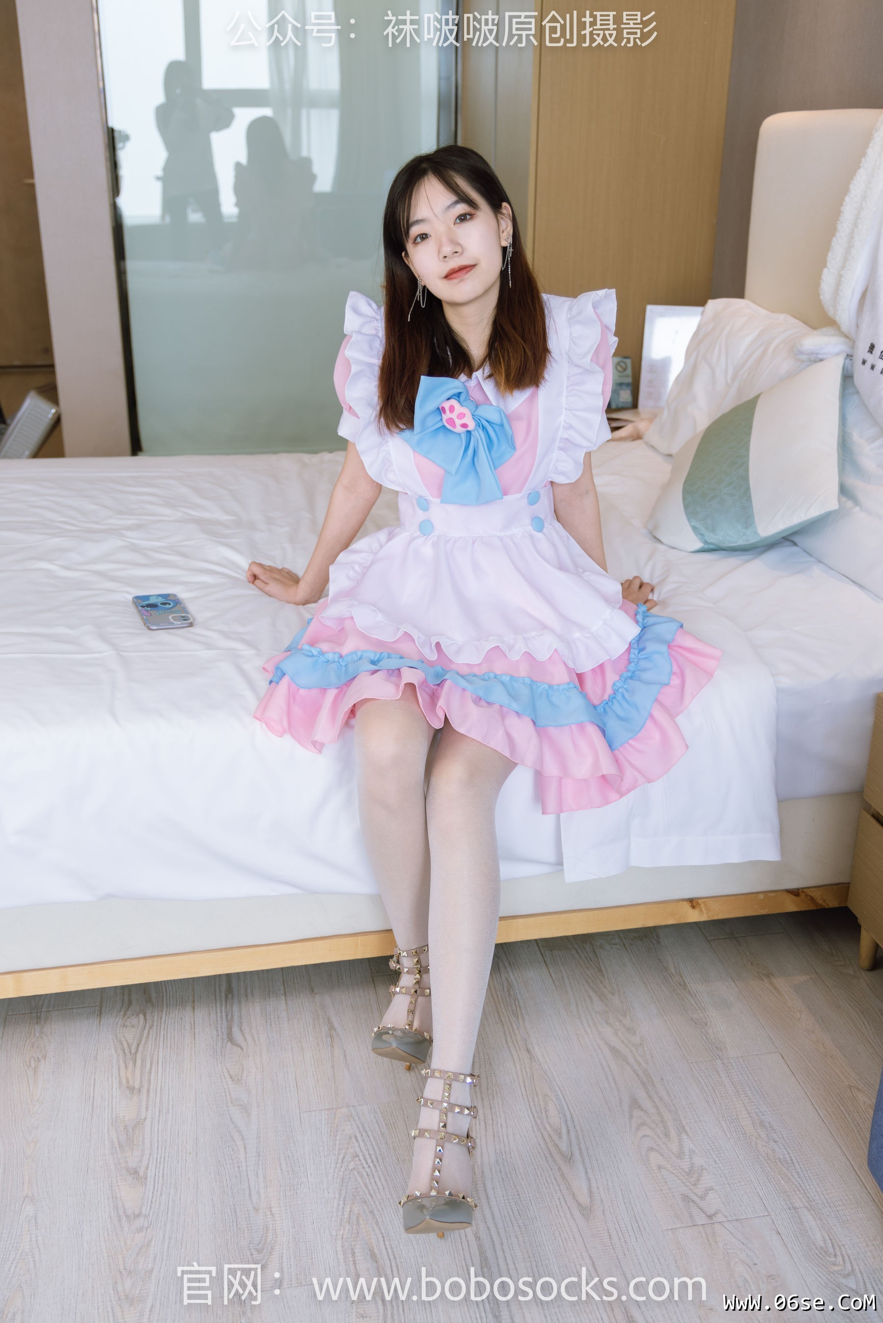 图片[4]-BoBoSocks袜啵啵 No.154 小甜豆-两双高跟鞋、珠光白丝、女仆装[200P]-六色网
