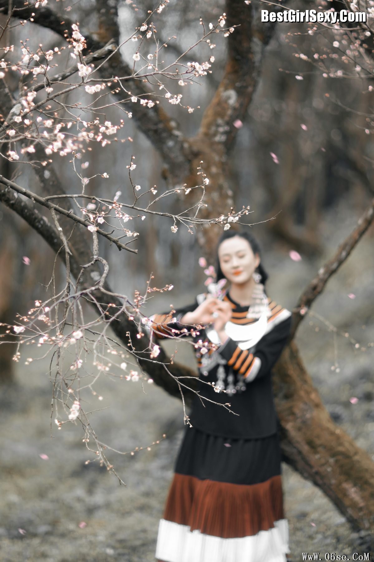 图片[35]-YiTuYu艺图语 Vol.3801 Huan Huan[36P]-六色网
